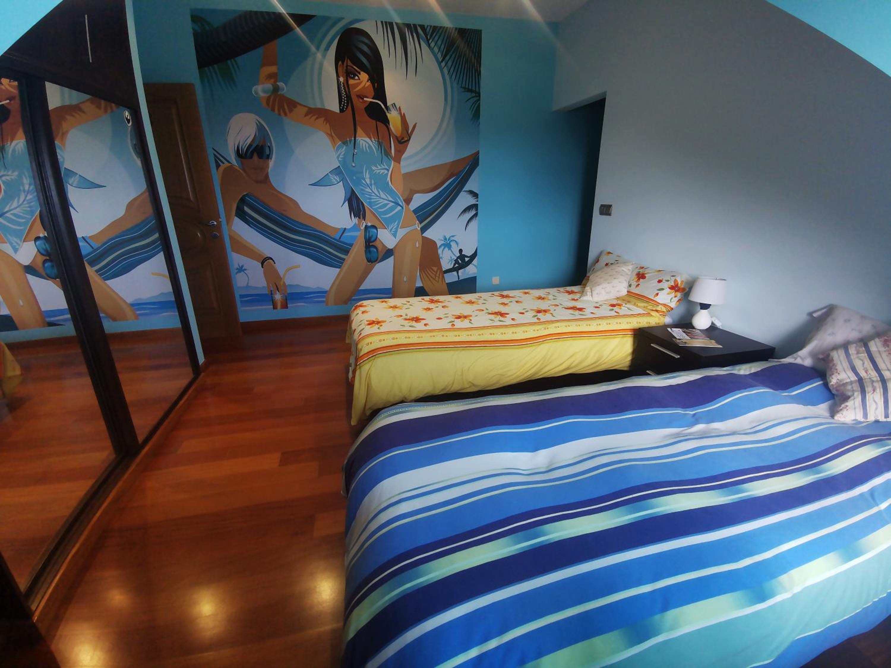 Family Room photo 2