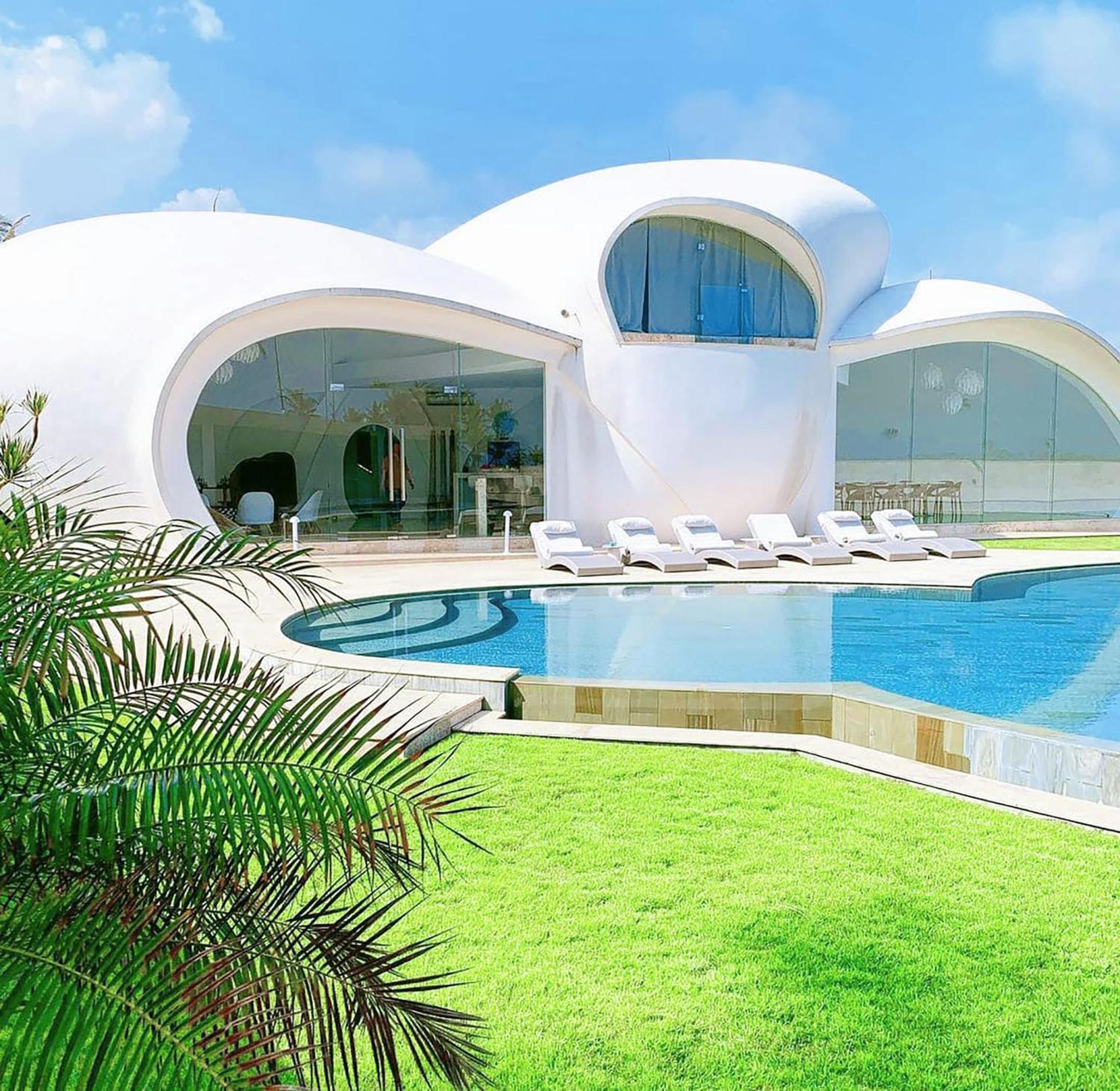 The Cloud Beachfront Villa - Photo 37