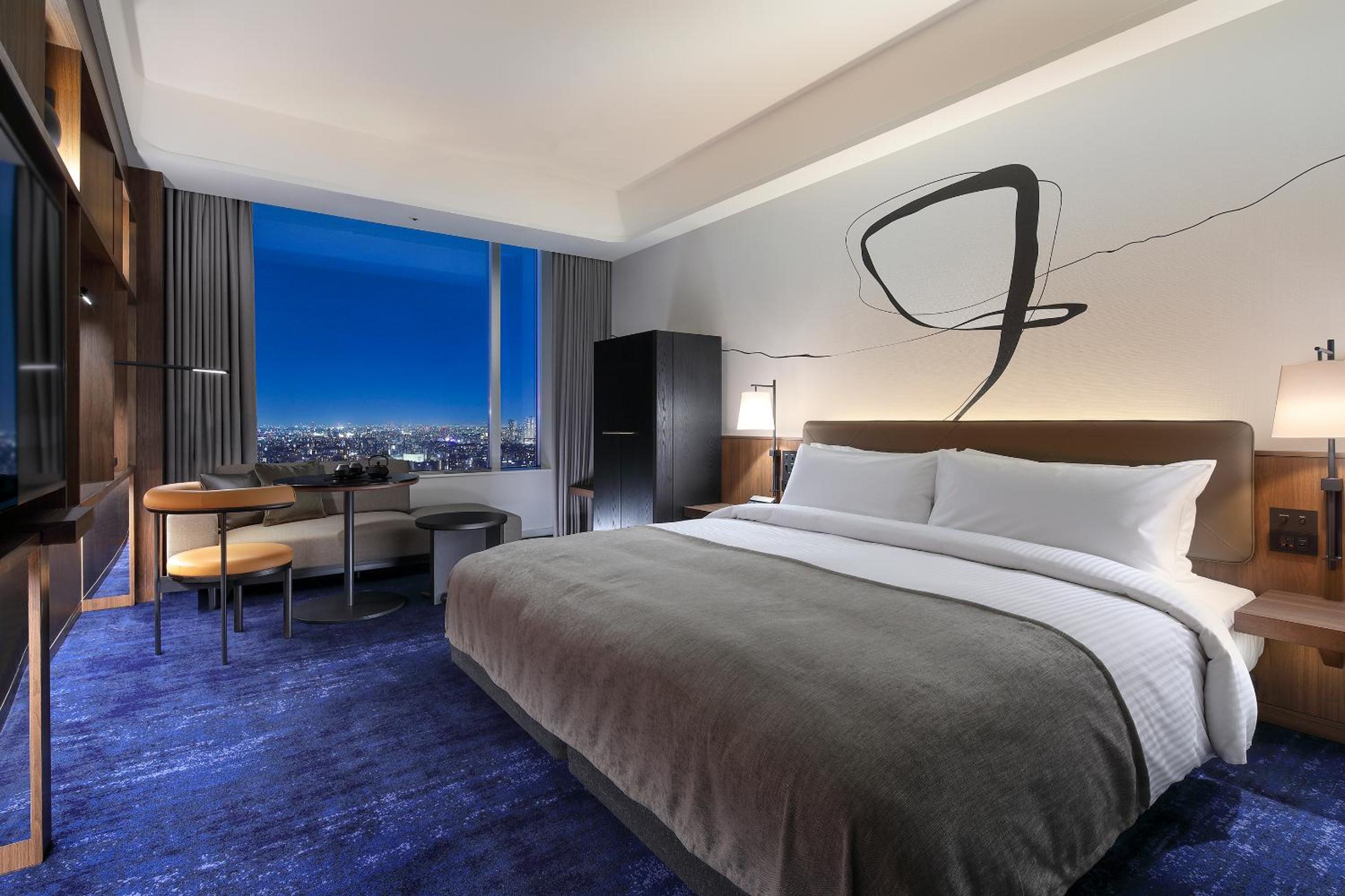 39th-41st Floor Executive Room Double - Non-Smoking (with breakfast / Additional breakfast fee will be charged for children under 6 y/o)