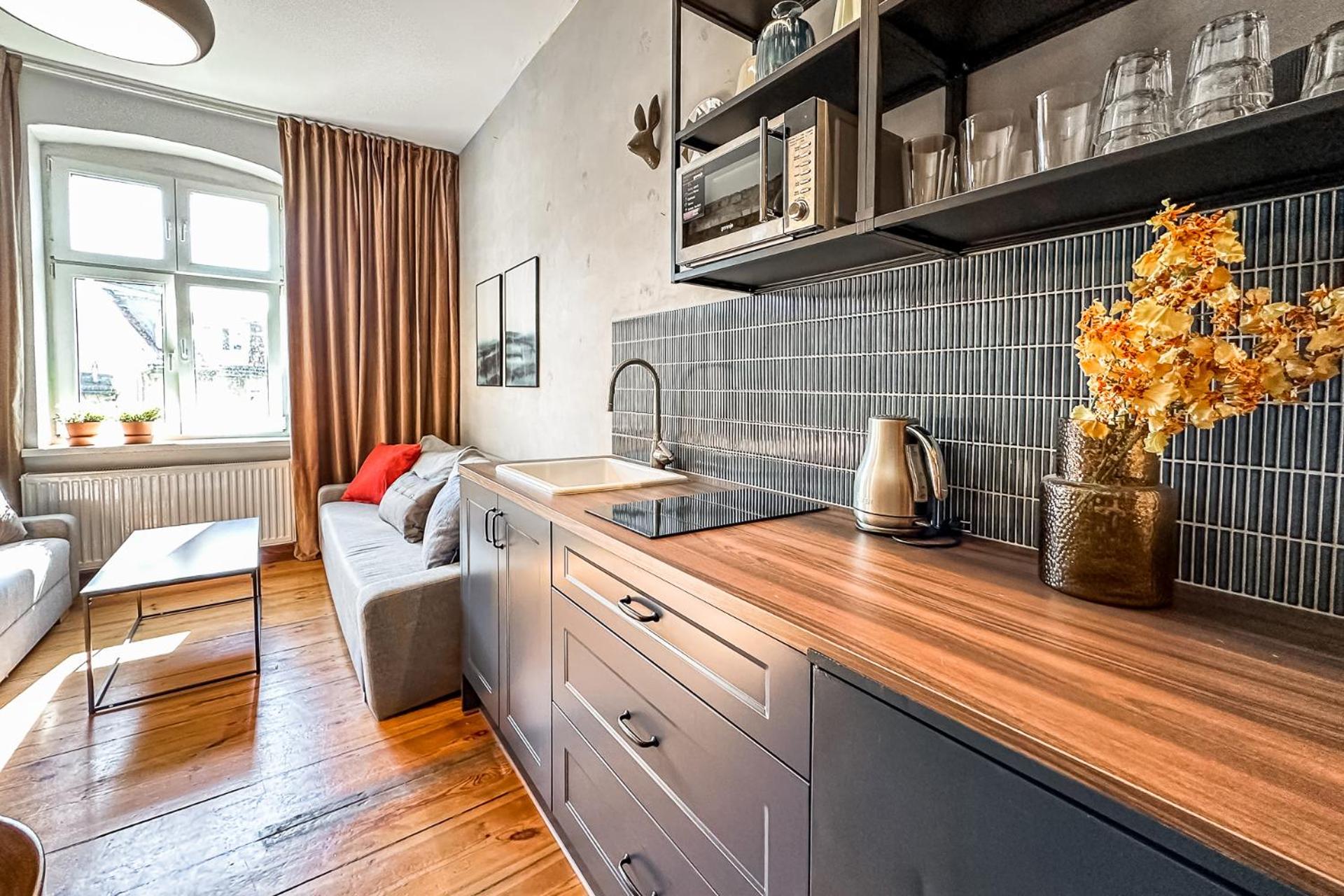 Scandi Two-Bedroom Apartment with Living Room  - Photo 2