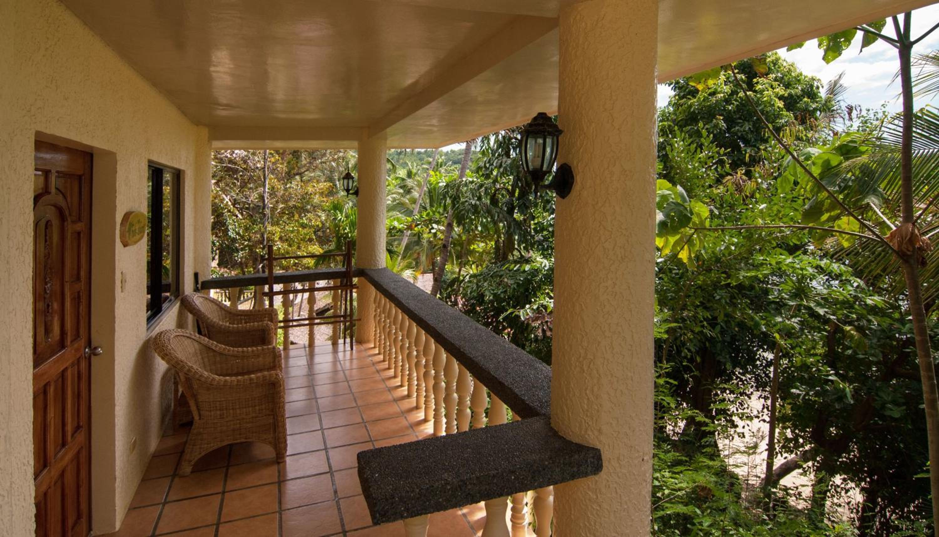Deluxe Double Room with Balcony and Sea View  - Photo 6