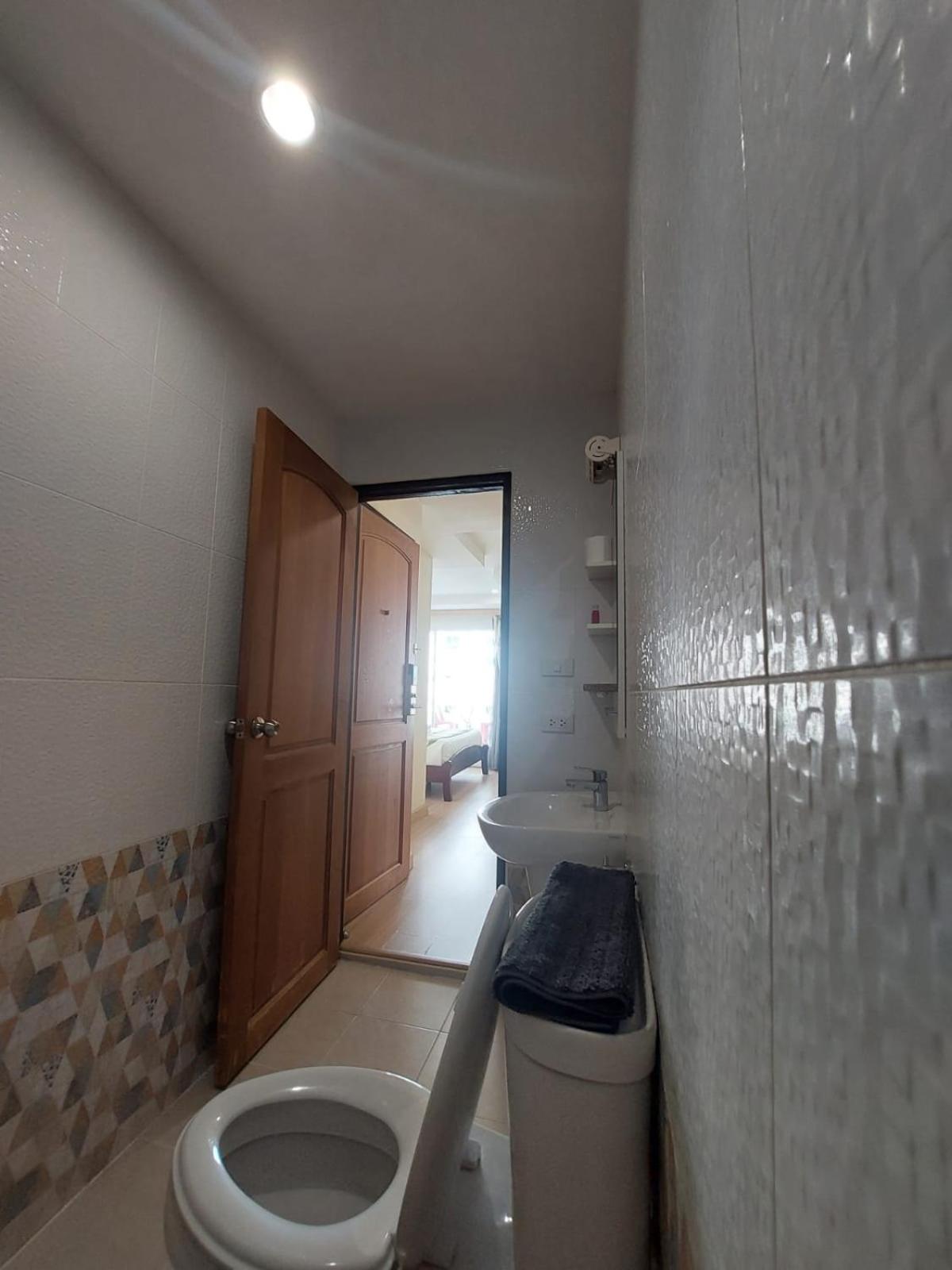King Room with Balcony photo 2