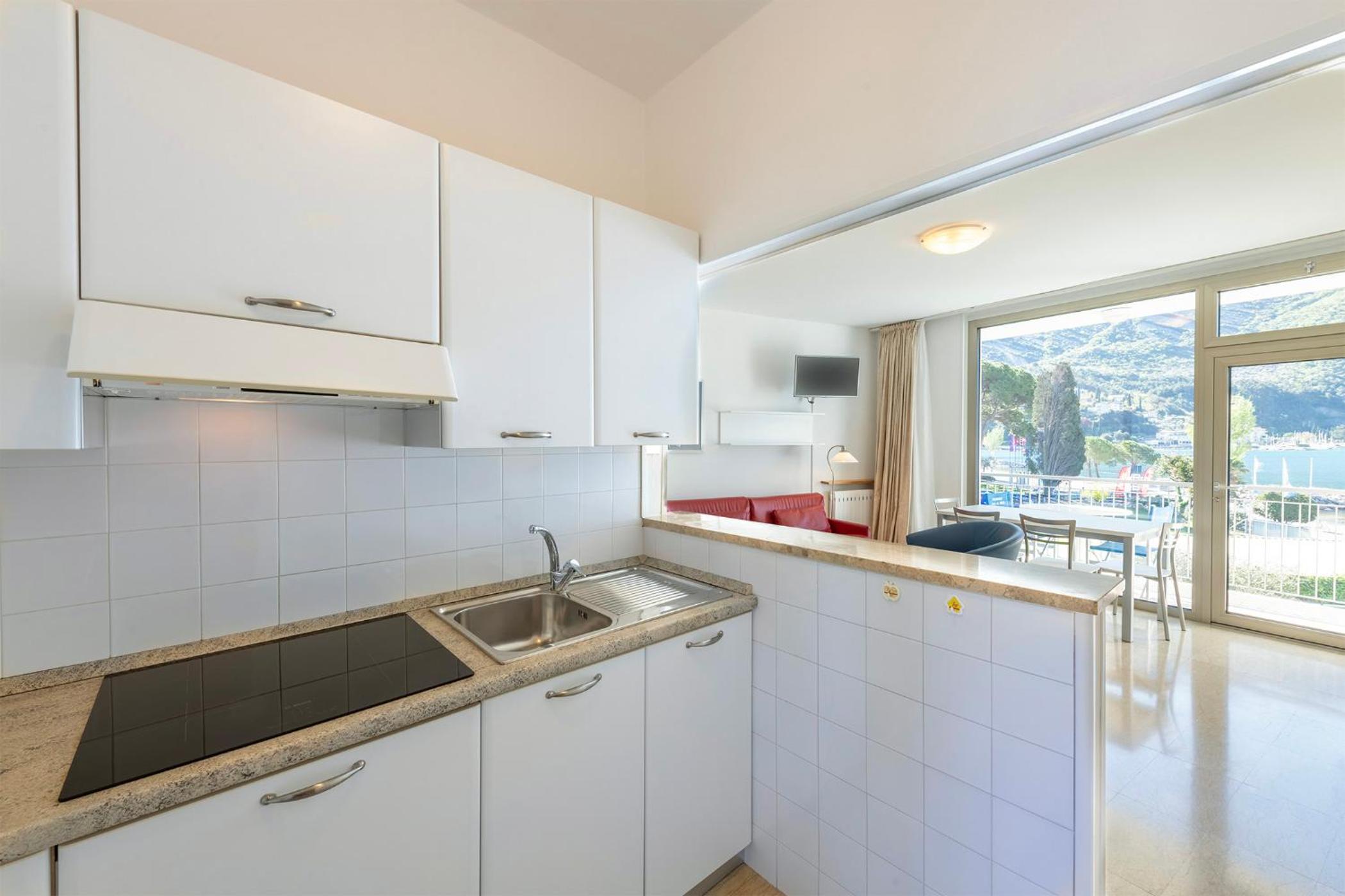 Apartment with Lake View photo 2