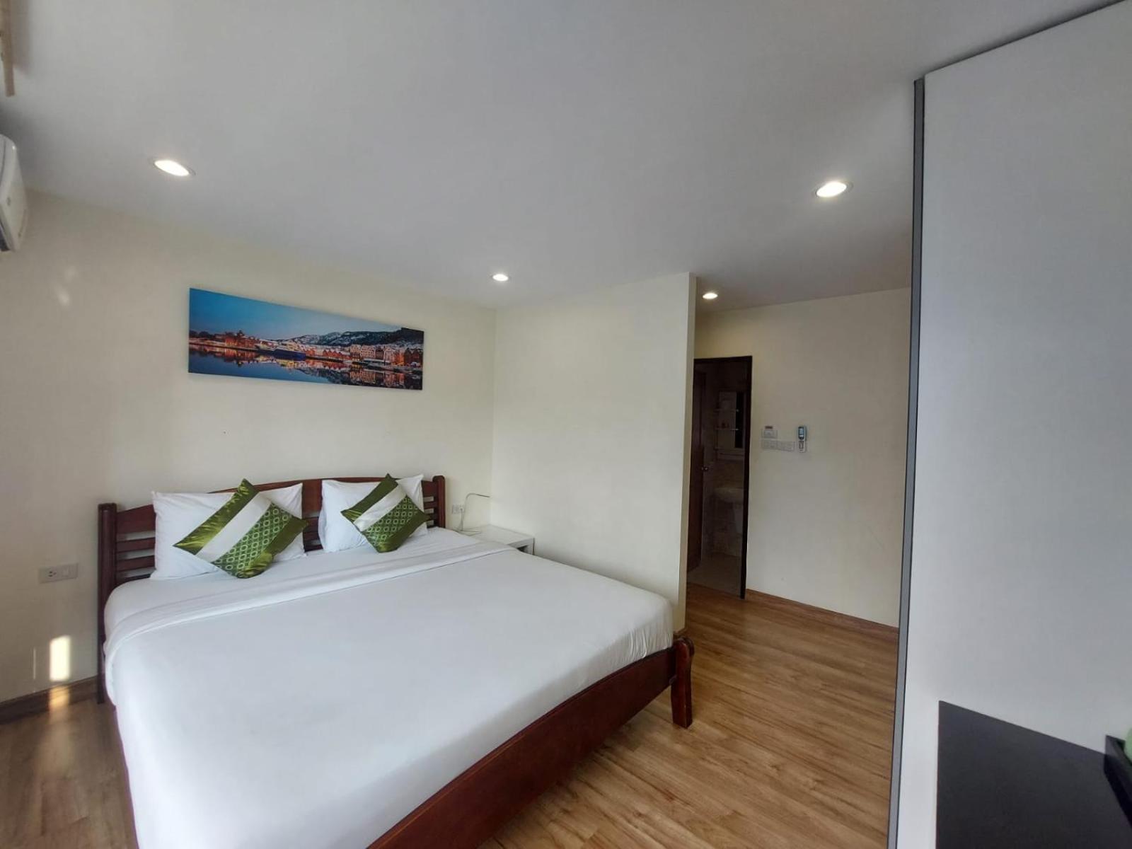 Standard Double Room photo 2