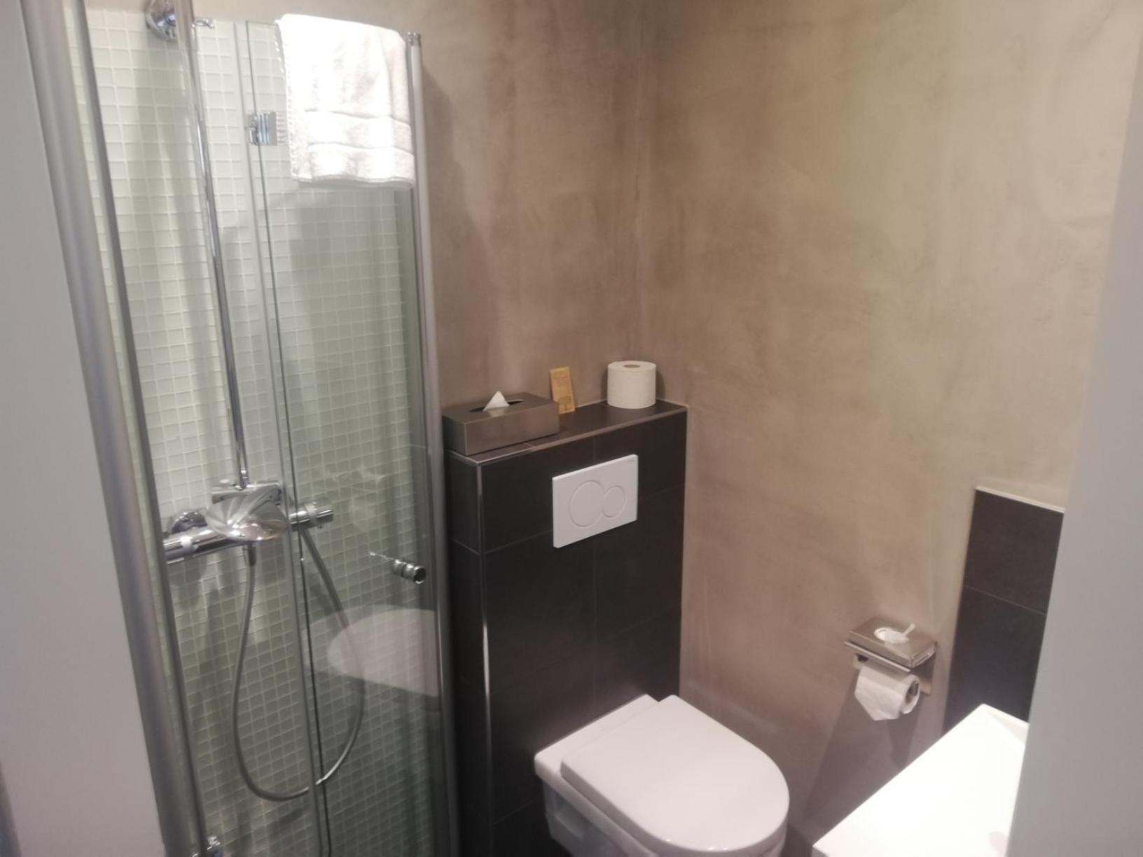 Budget Single Room photo 3