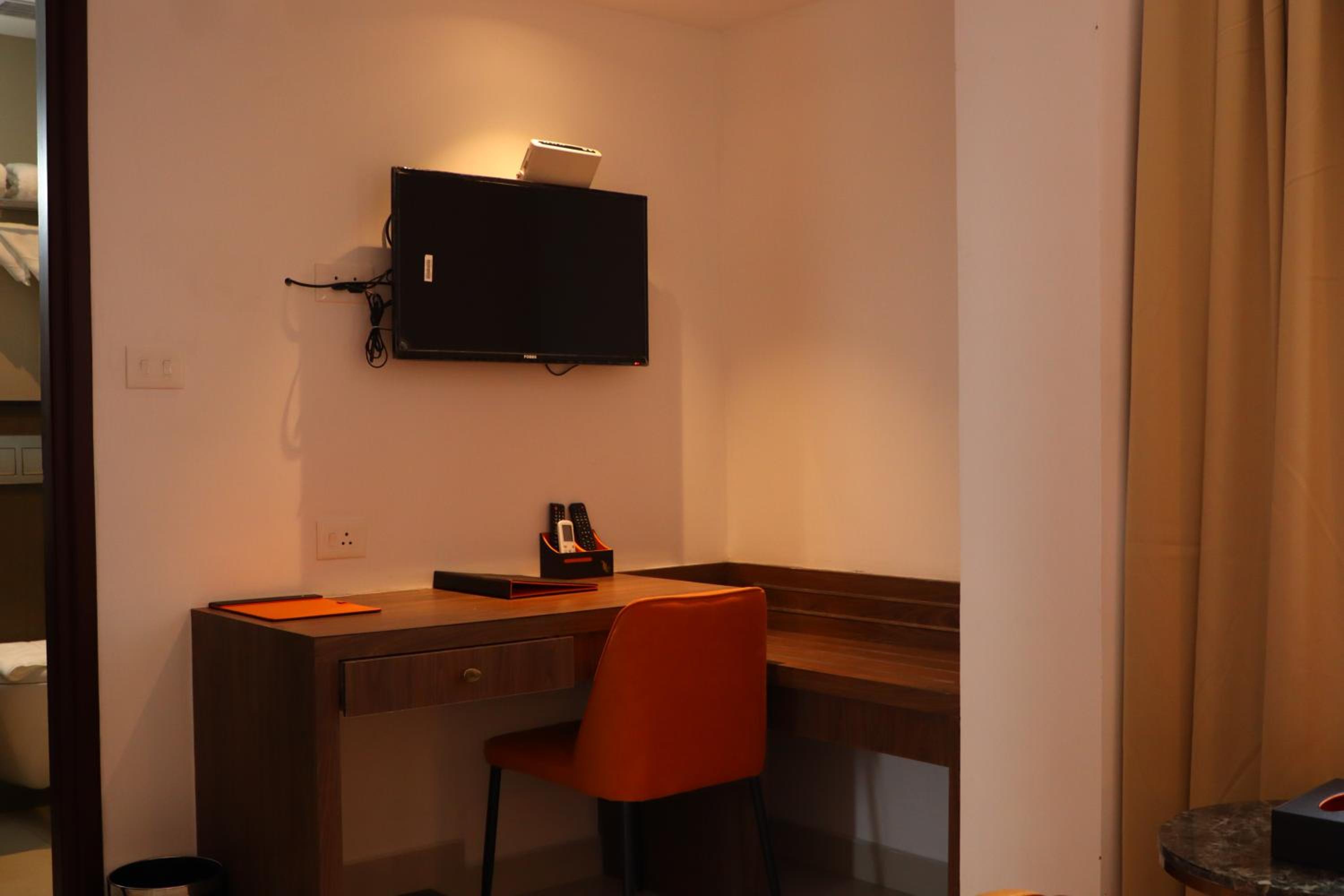 Deluxe Room - Photo 1