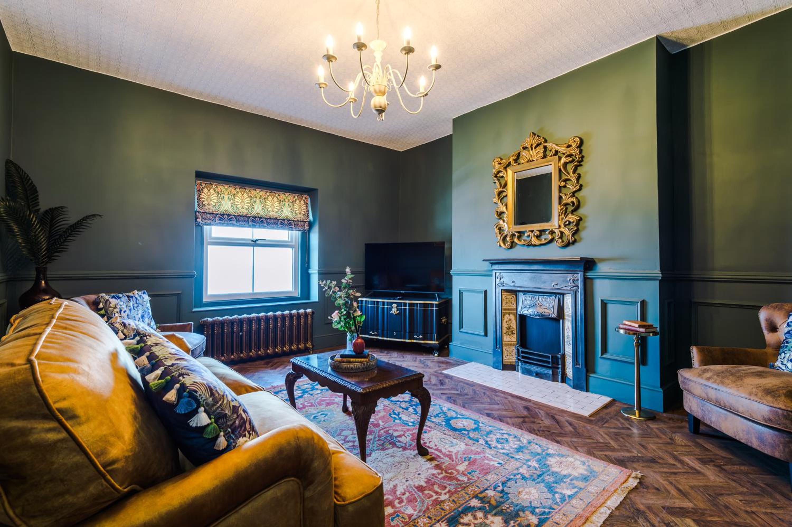 Deluxe Suite with Sea View