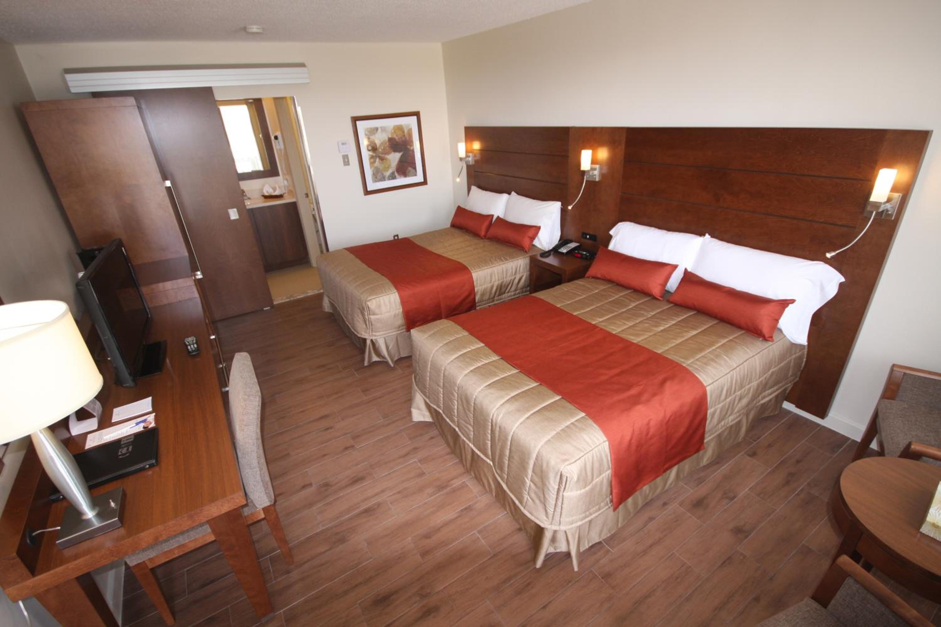 Superior Double Room with Two Double Beds photo 1