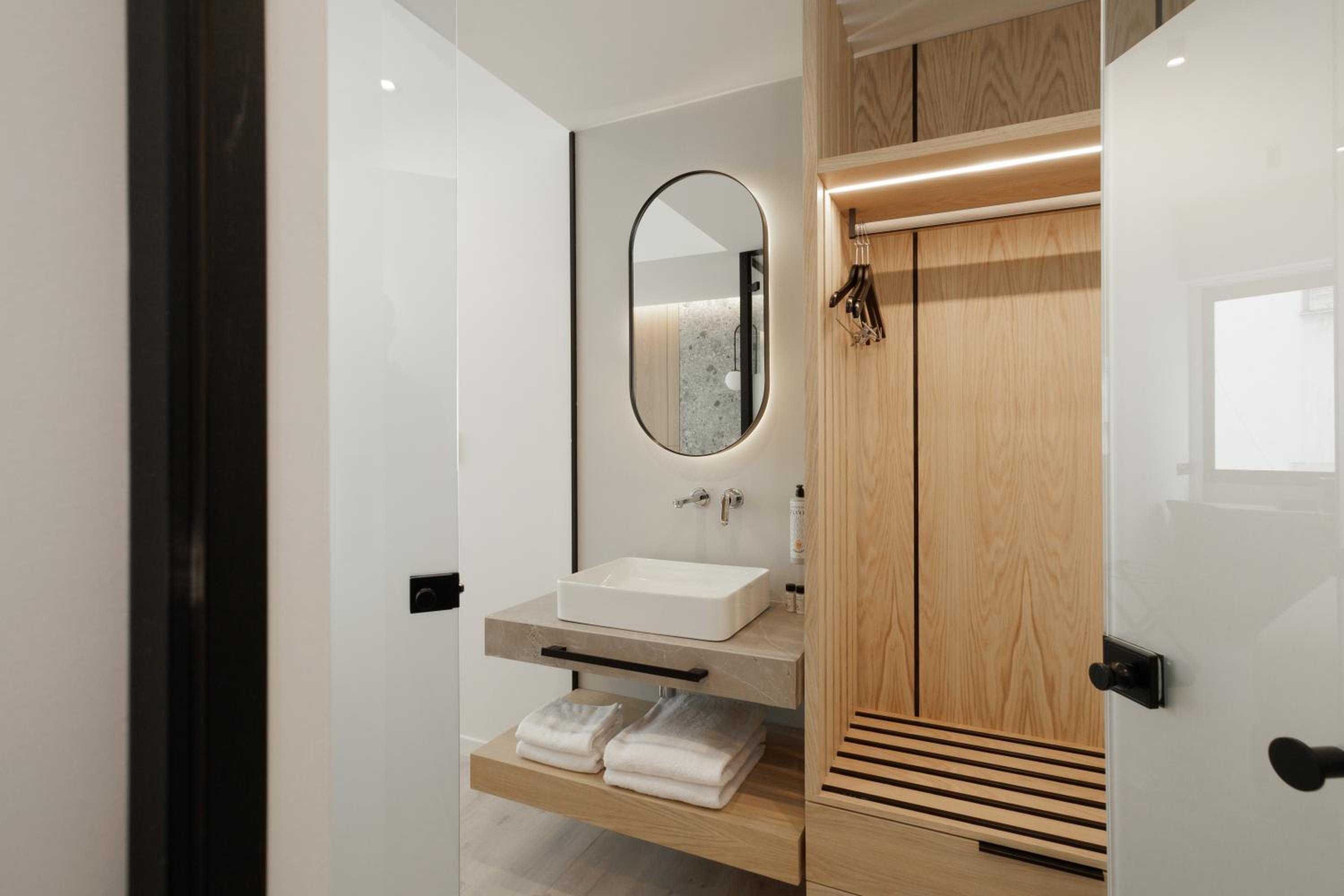 Classic Single Room