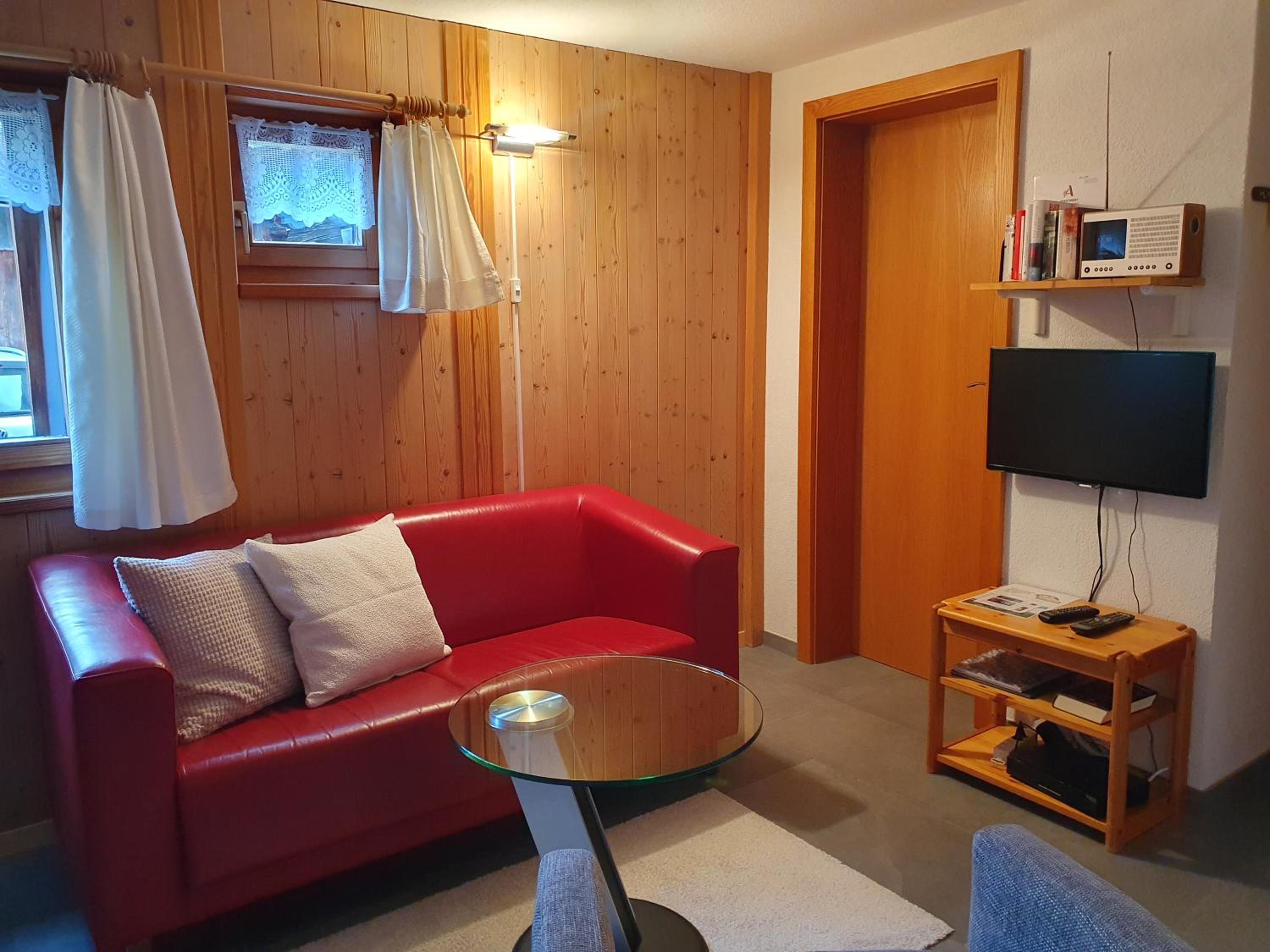 Two-Bedroom Apartment with Shower  photo 1