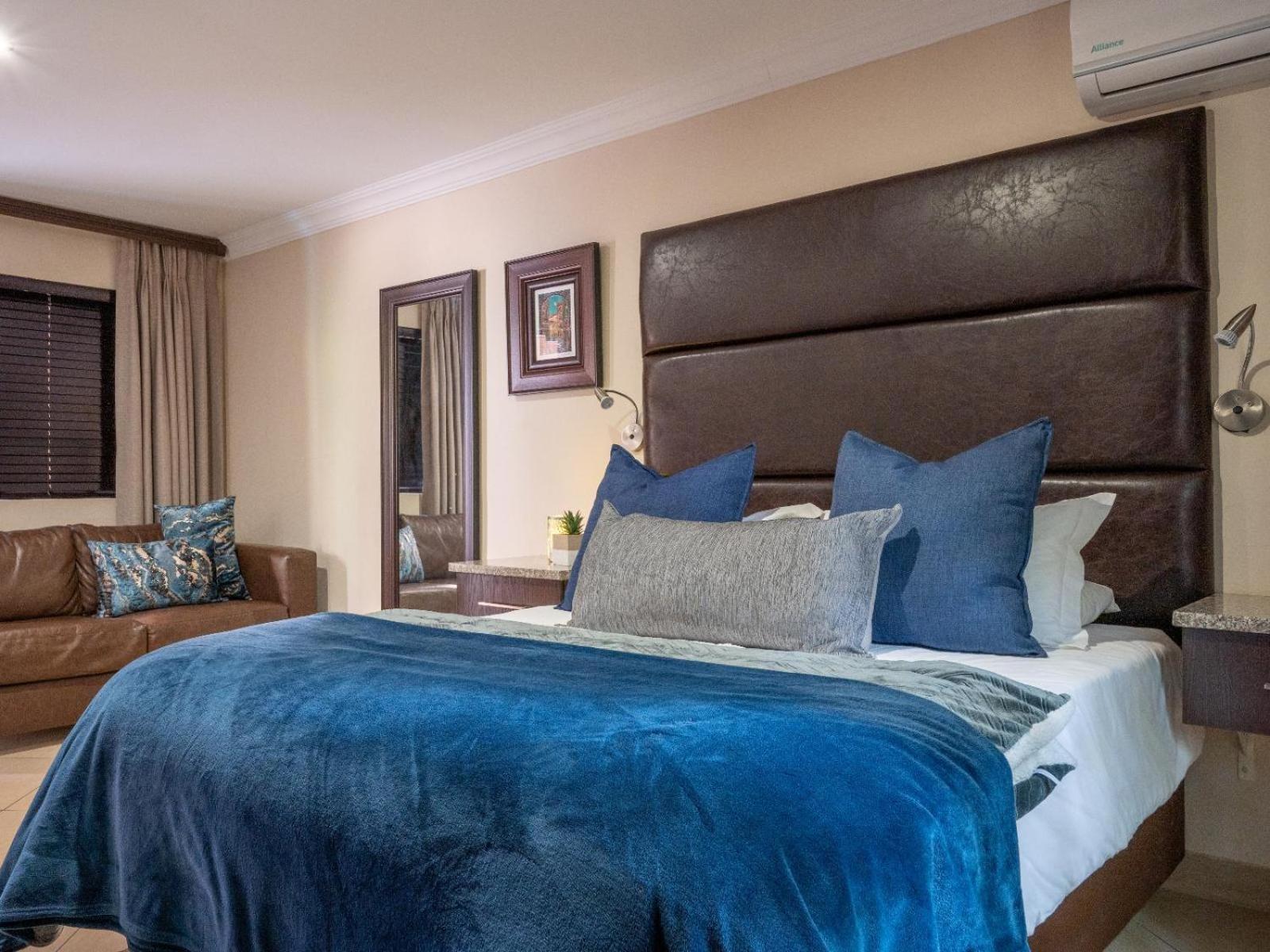 Luxury Apartment - Photo 5