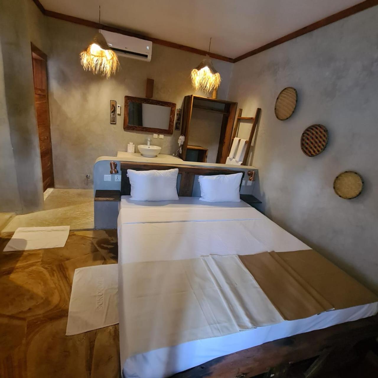 Budget Double Room - Photo 3