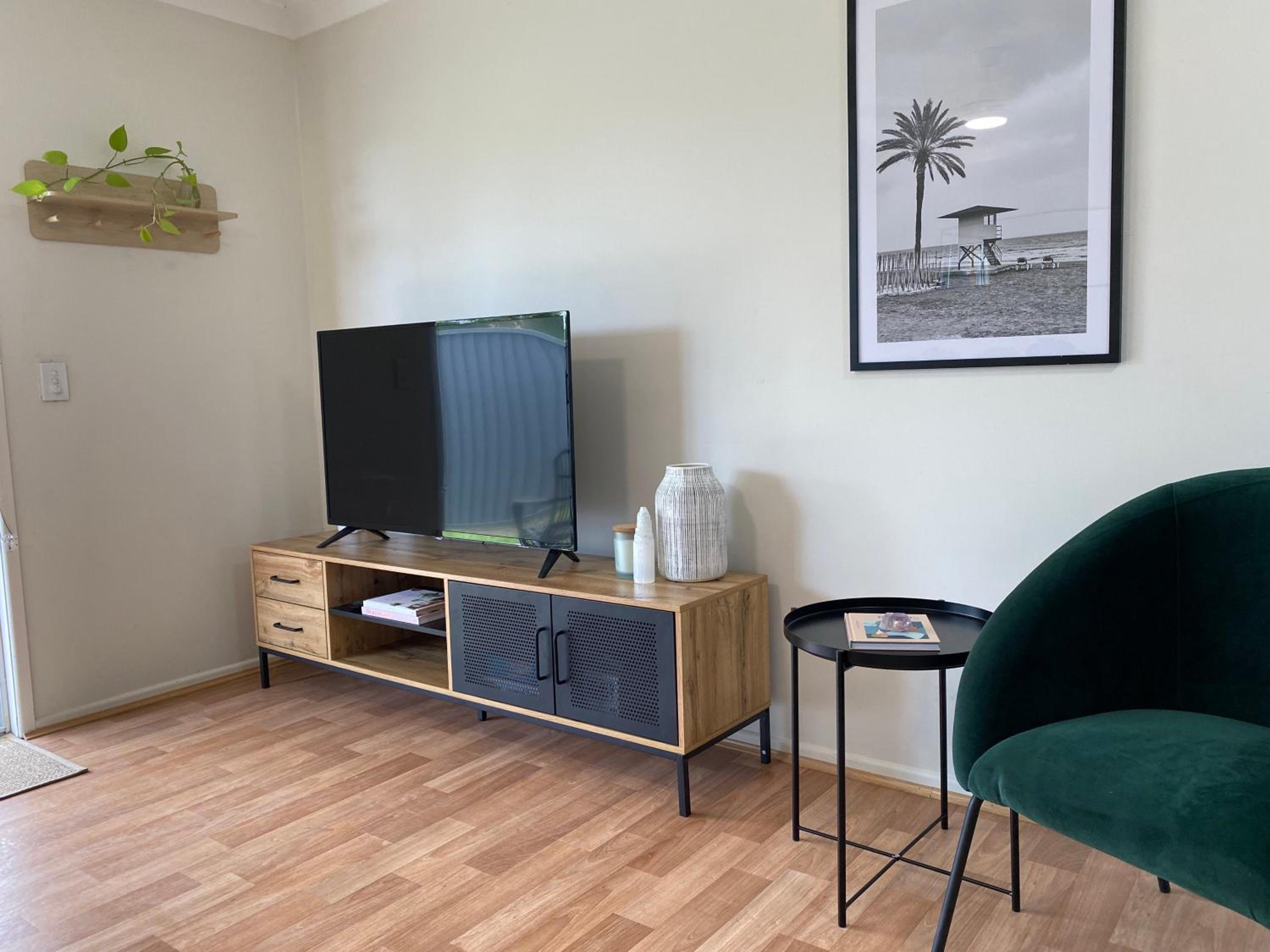One-Bedroom House photo 2