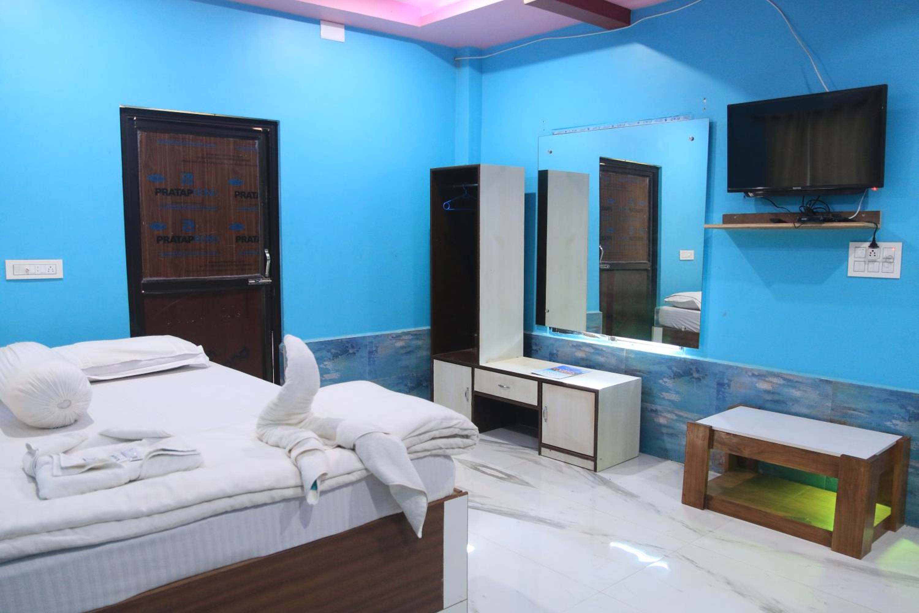 Deluxe Double Room With Sea View photo 3