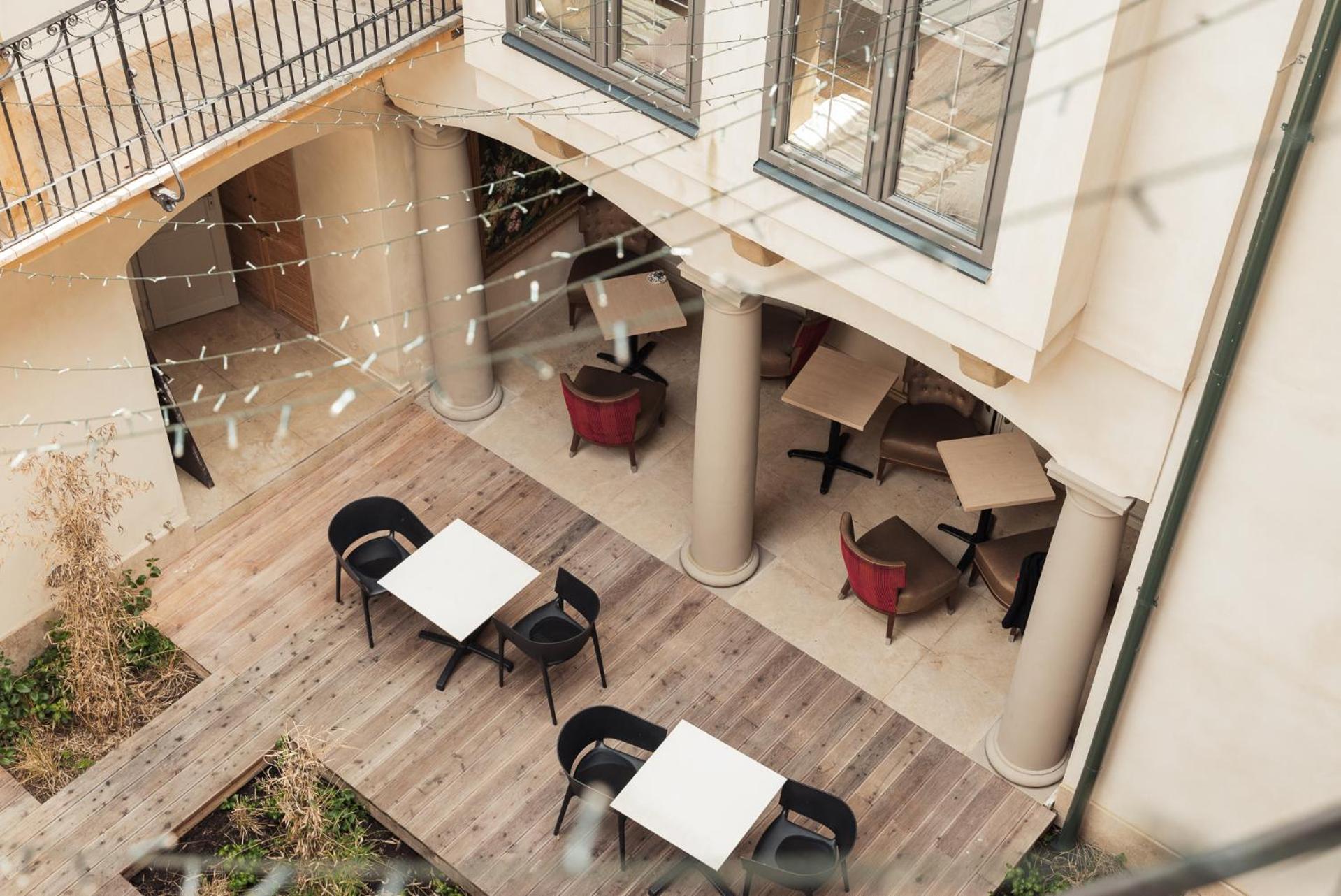 Superior Apartment - Photo 18