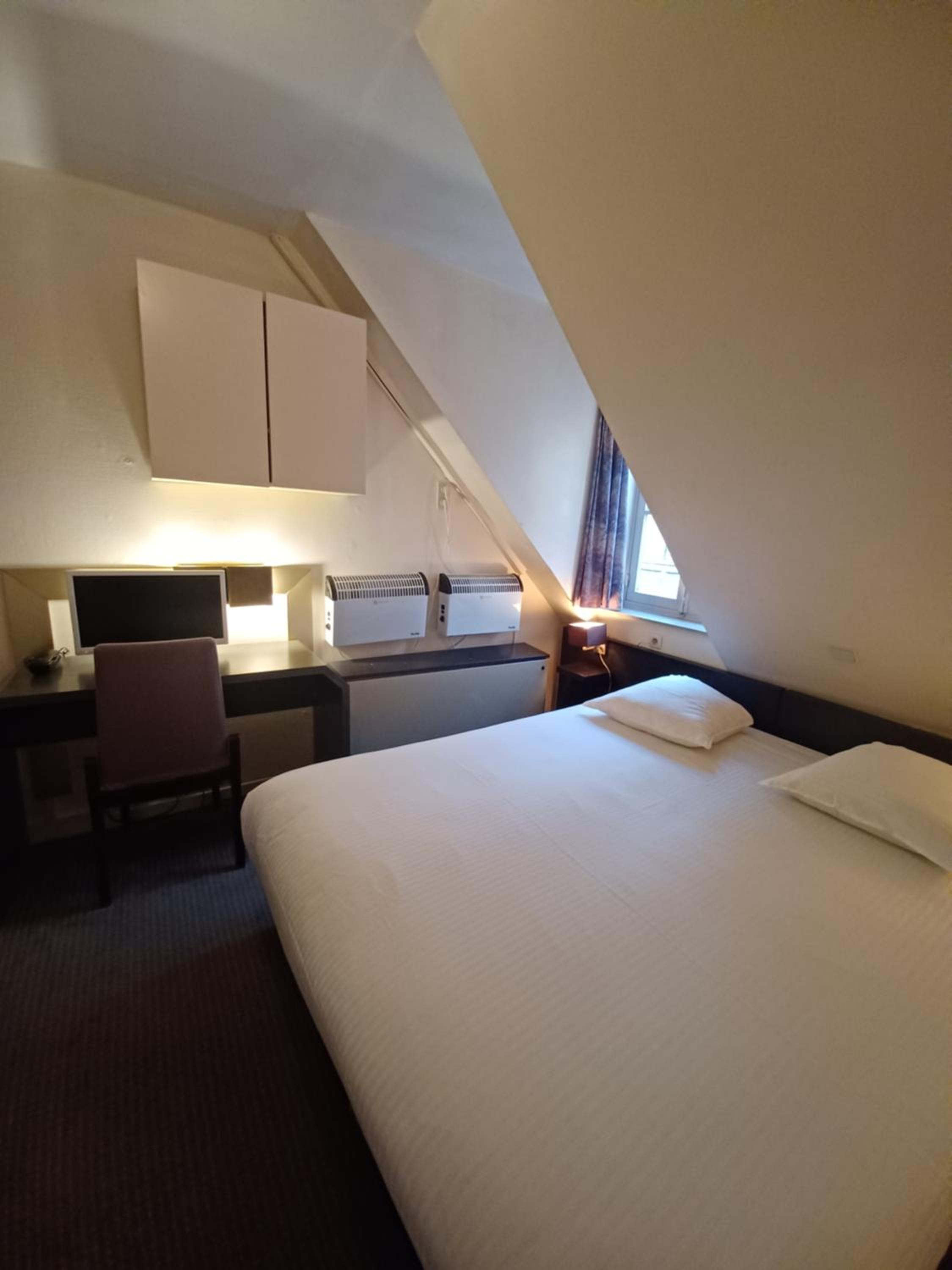 Budget Double or Twin Room - Photo 1