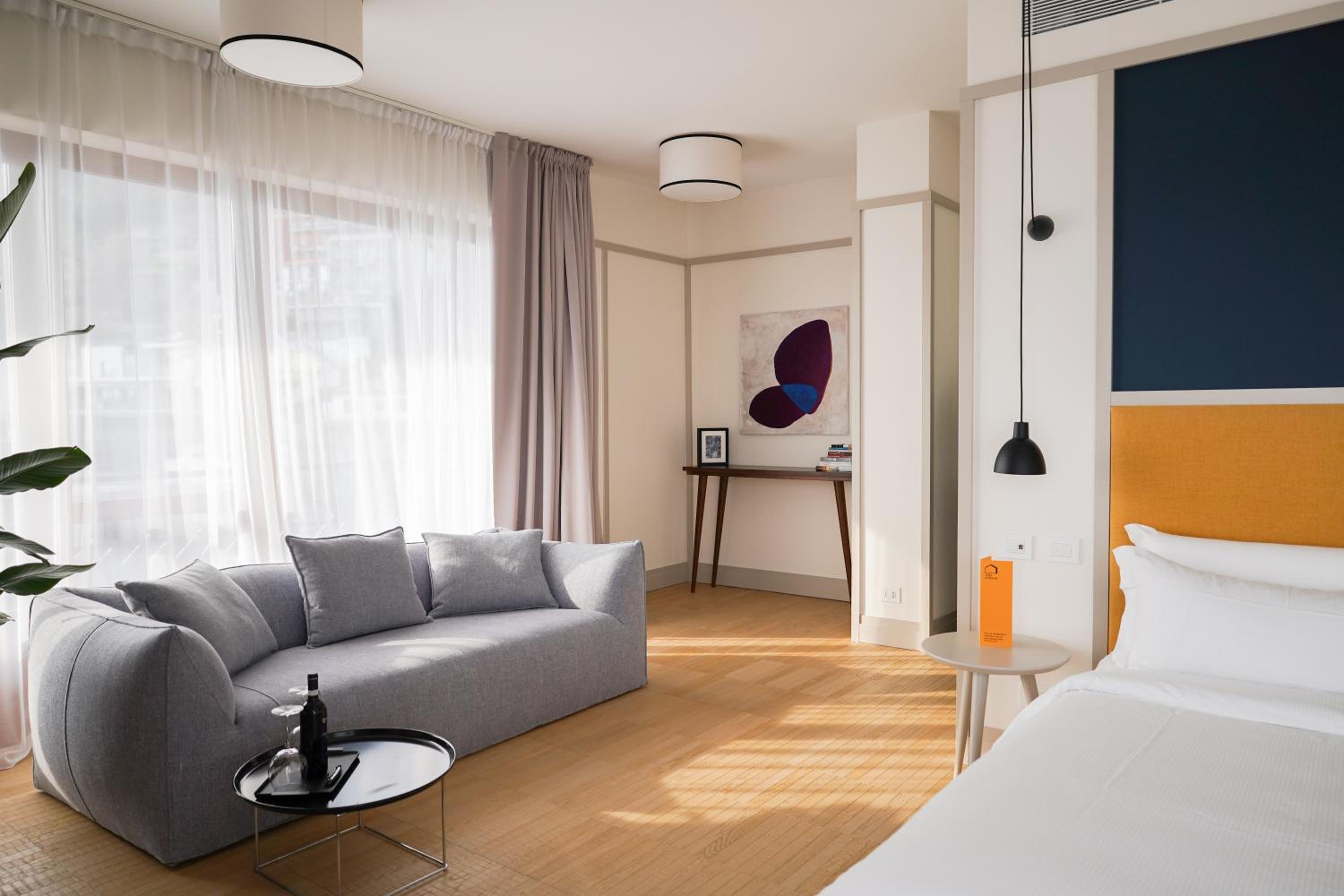 Suite with Lake View