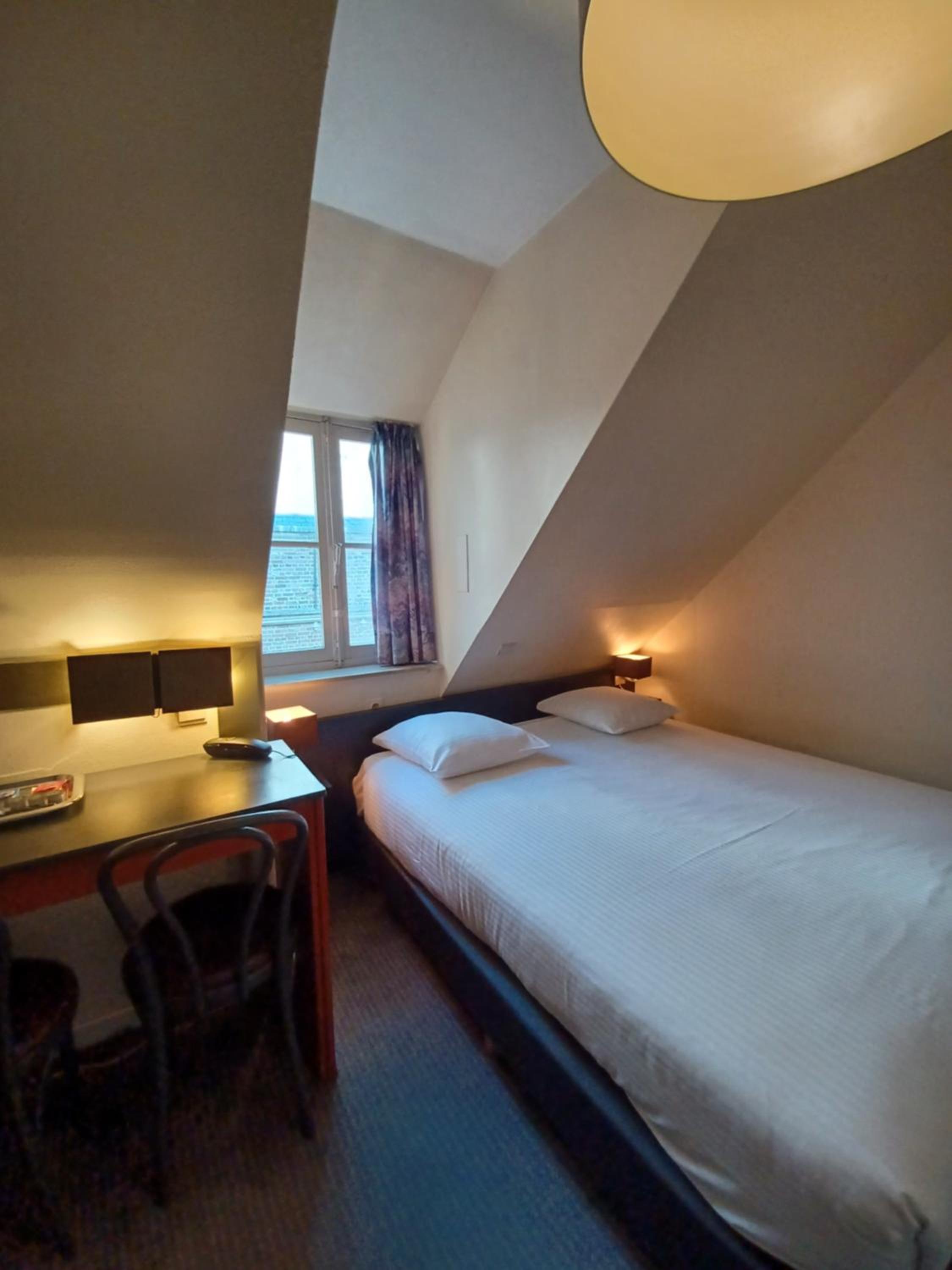 Standard Double Or Twin Room - Photo 13