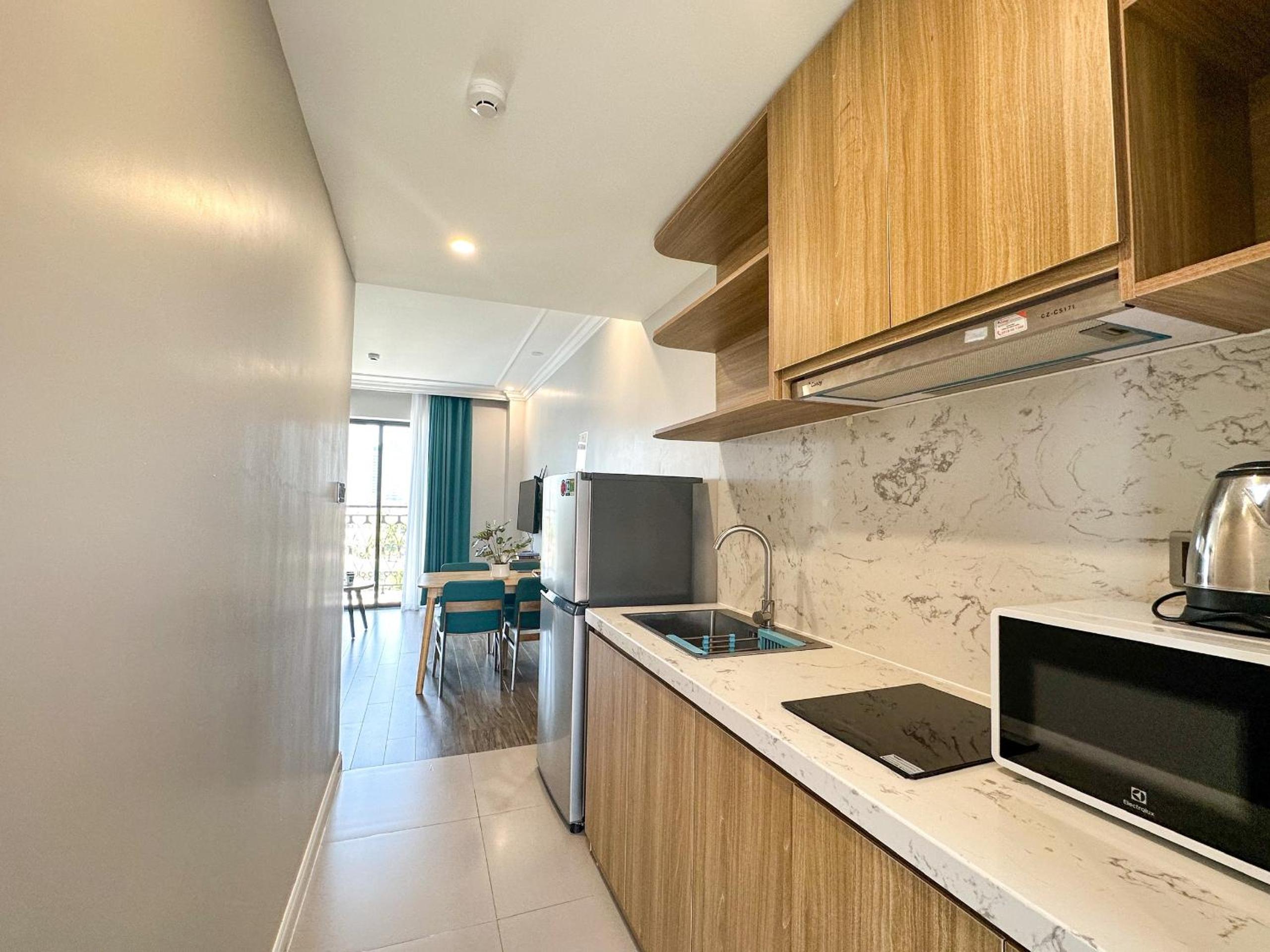 Two-Bedroom Apartment - Photo 23