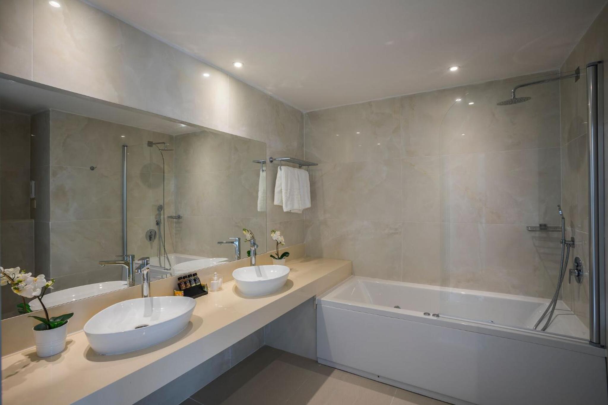 מלון קונסטנטינוס דה גרייט פרוטרס — Standard Double or Twin Room with Inland View