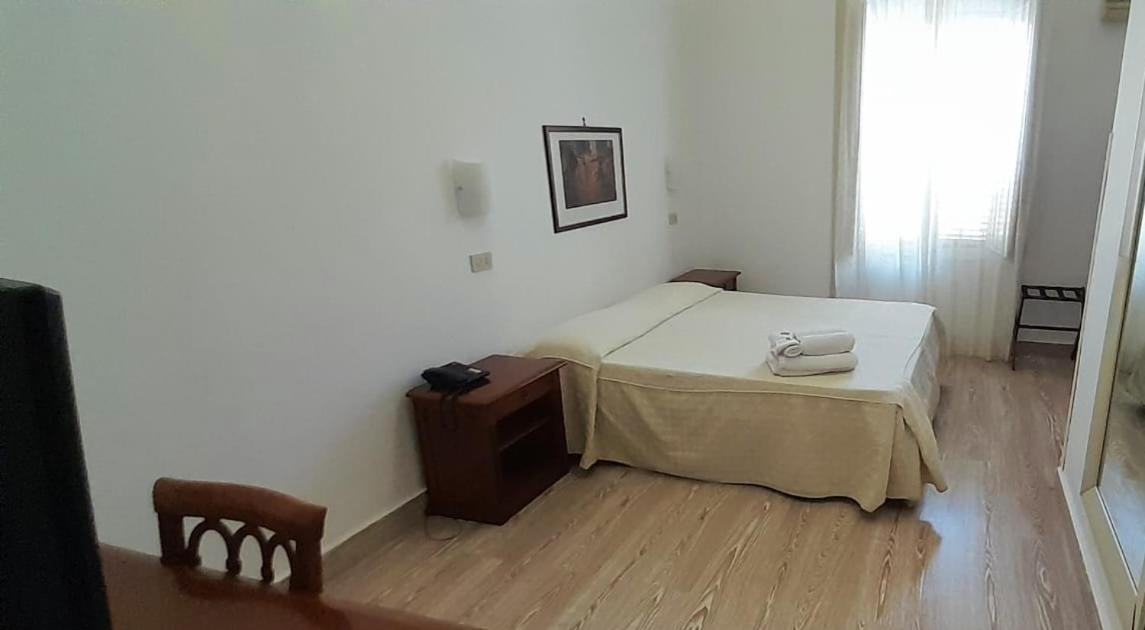 Budget Double or Twin Room - Photo 1