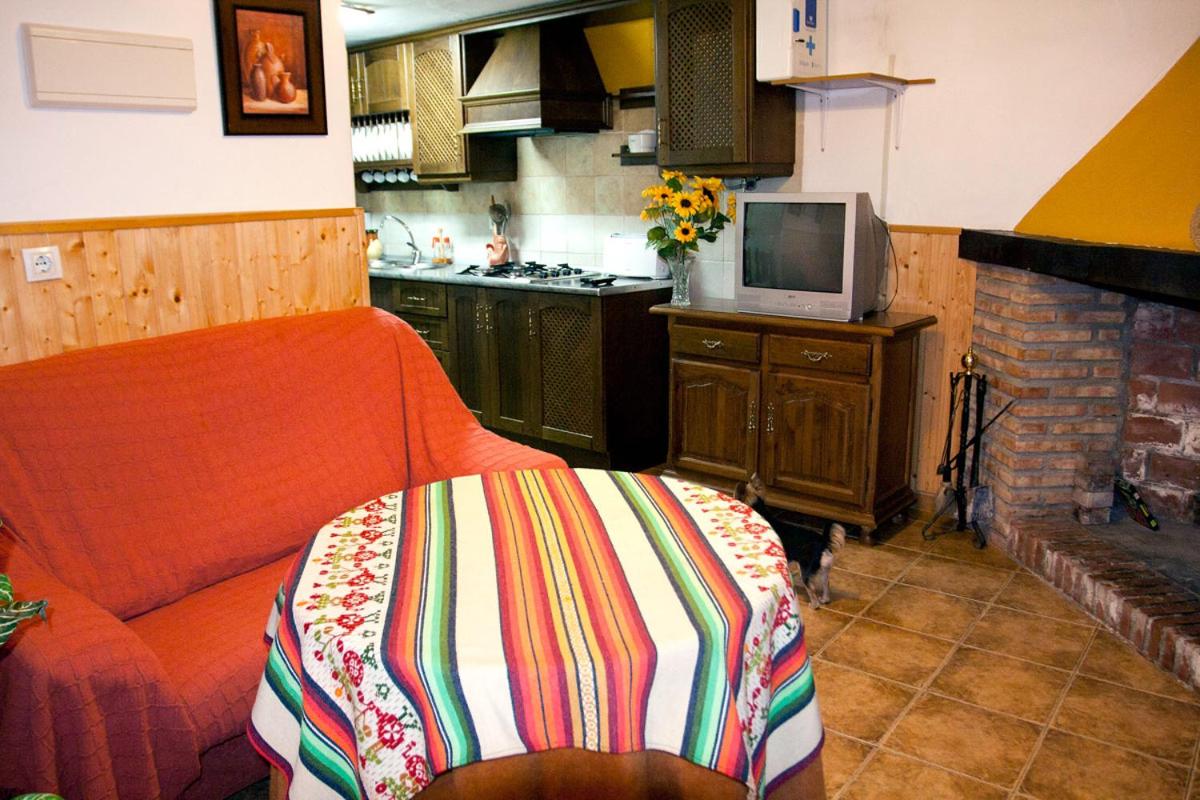Two-Bedroom Apartment photo 2