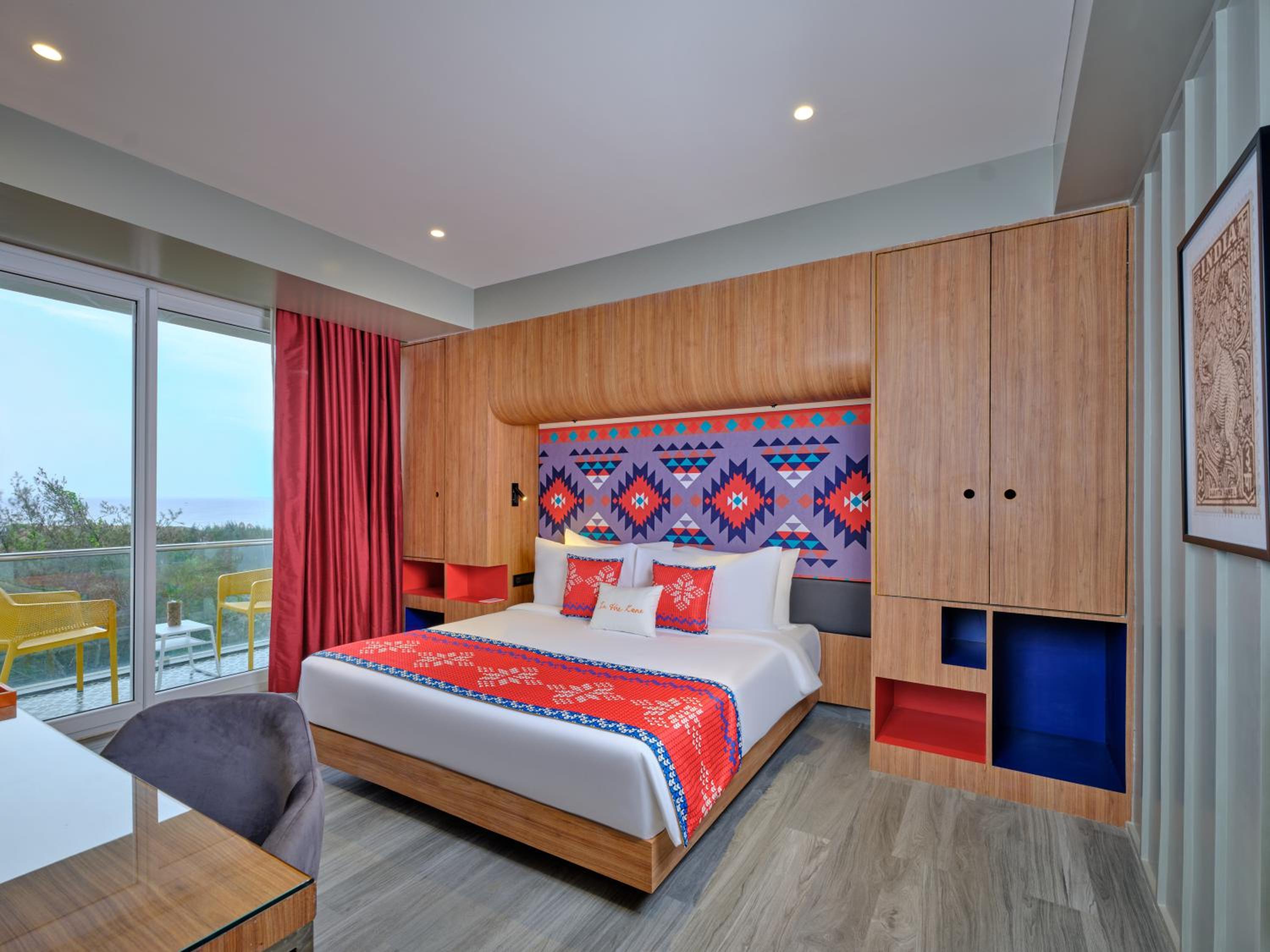Deluxe Suite  (with 15% discount on Laundry Service,Welcome drink upon arrival,Happy Hours 11 am to 11 pm,Upgrade to deluxe/premium category,surprise gift upon check out and dinner with mocktail/beer for couple during the day)