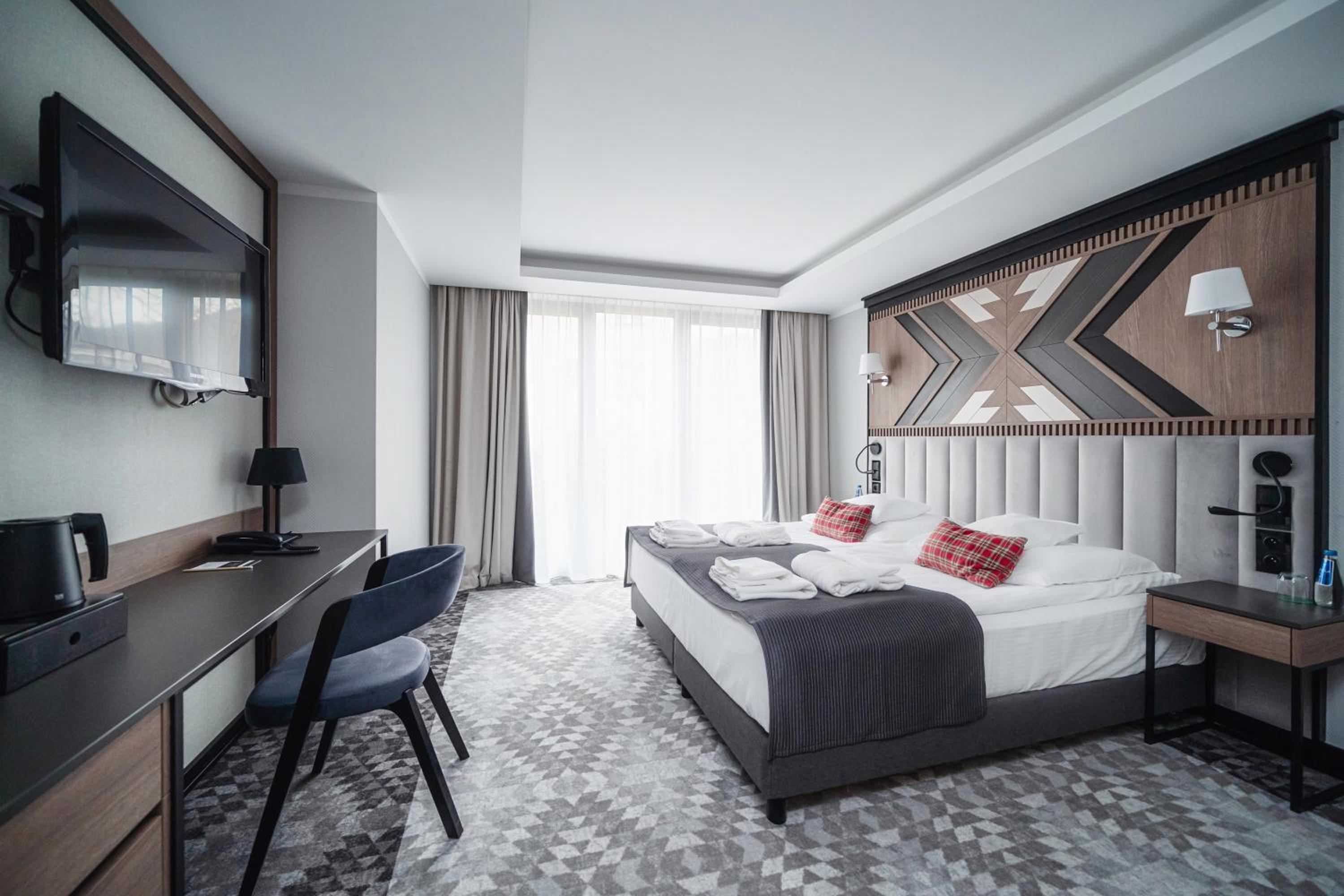Standard Double Room with King size bed - Photo 4