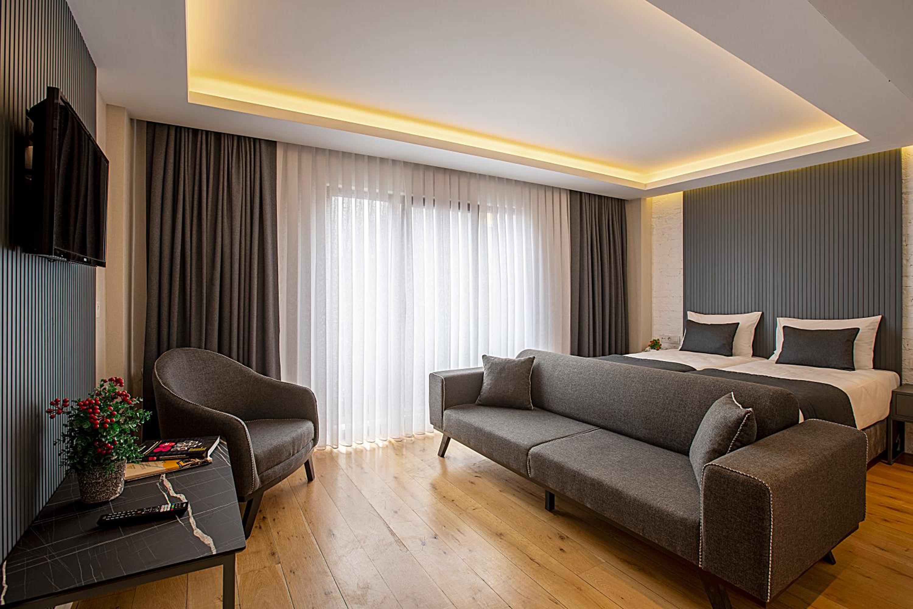 Superior Suite photo 2