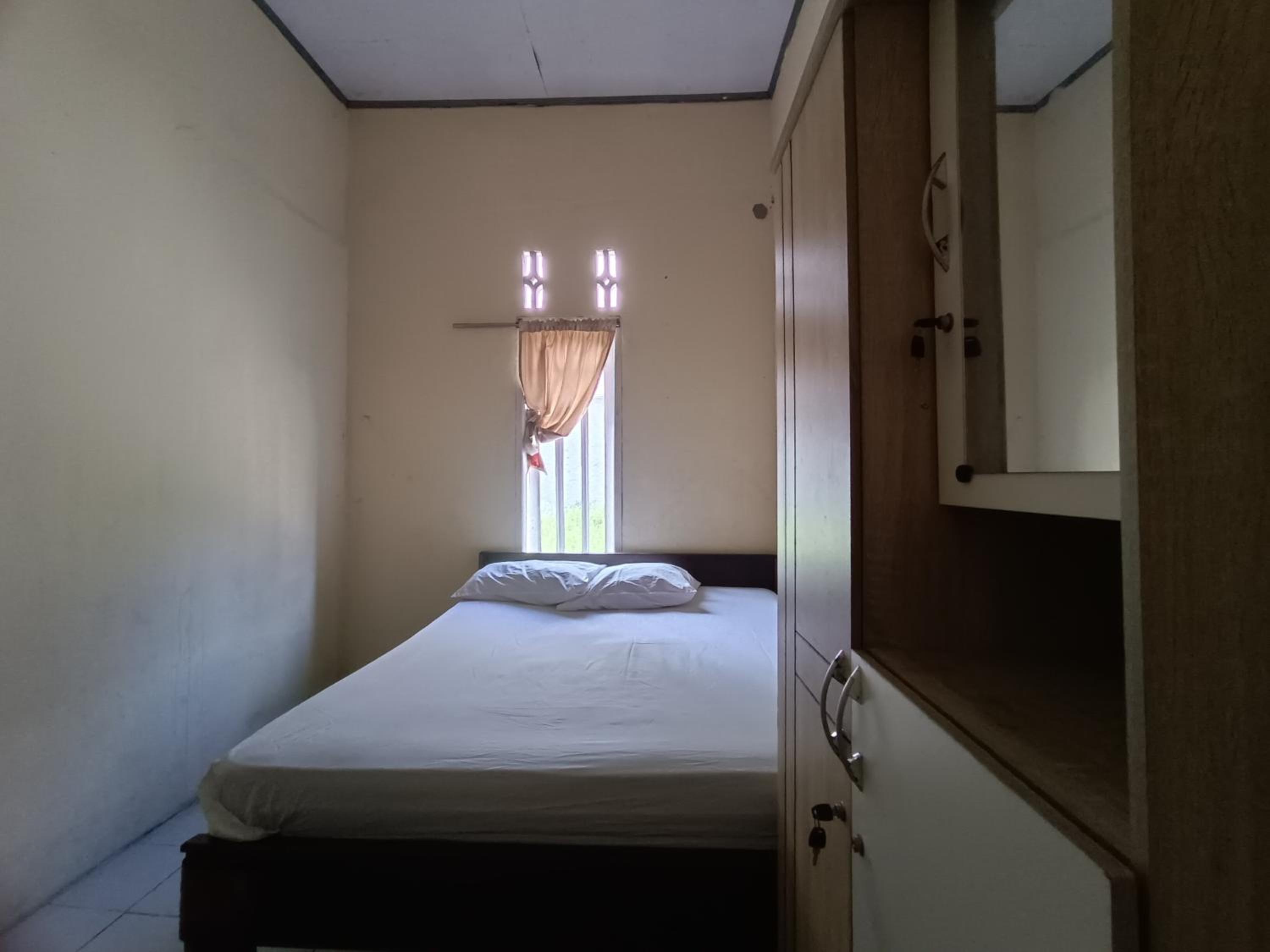 Deluxe Double Room - Photo 11