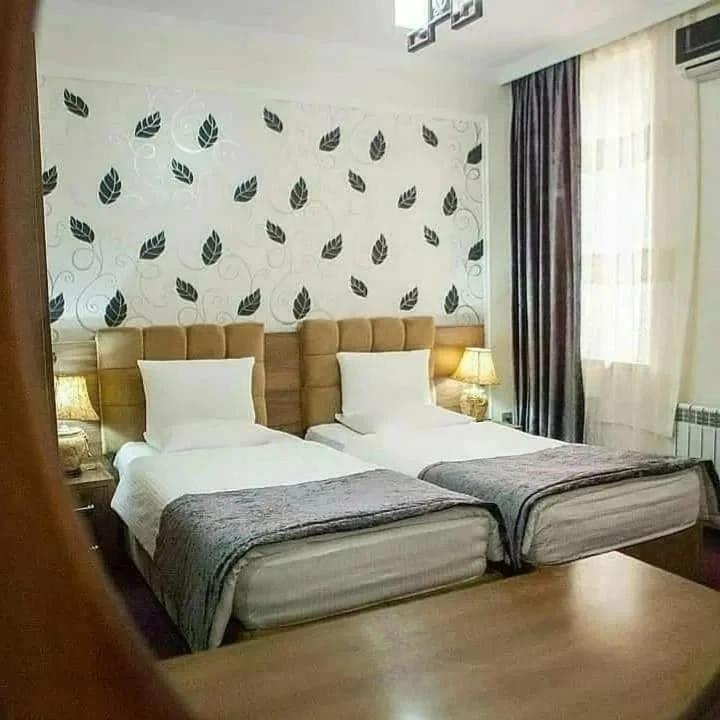Standard Double Room with Two Double Beds photo 2
