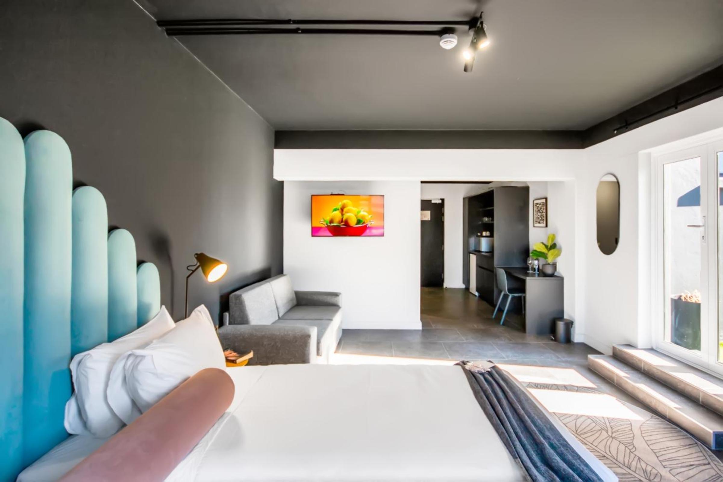 Penthouse Apartment photo 2