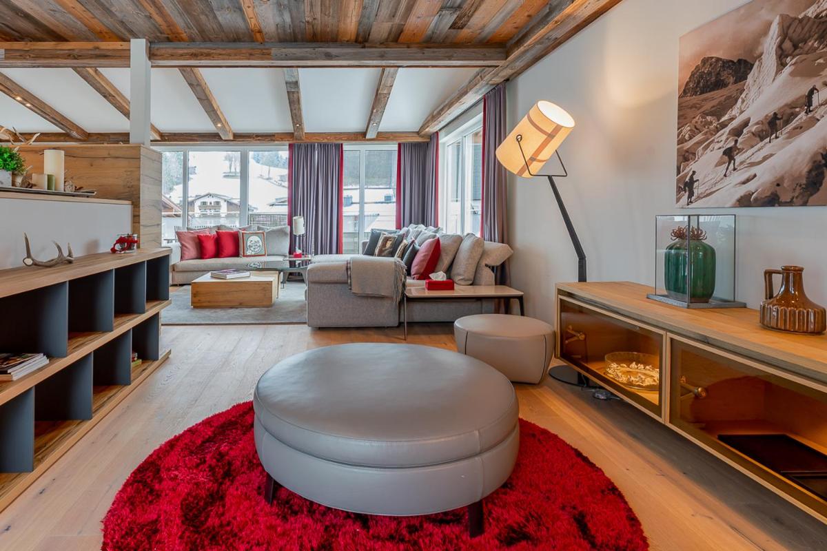 Penthouse Apartment photo 2