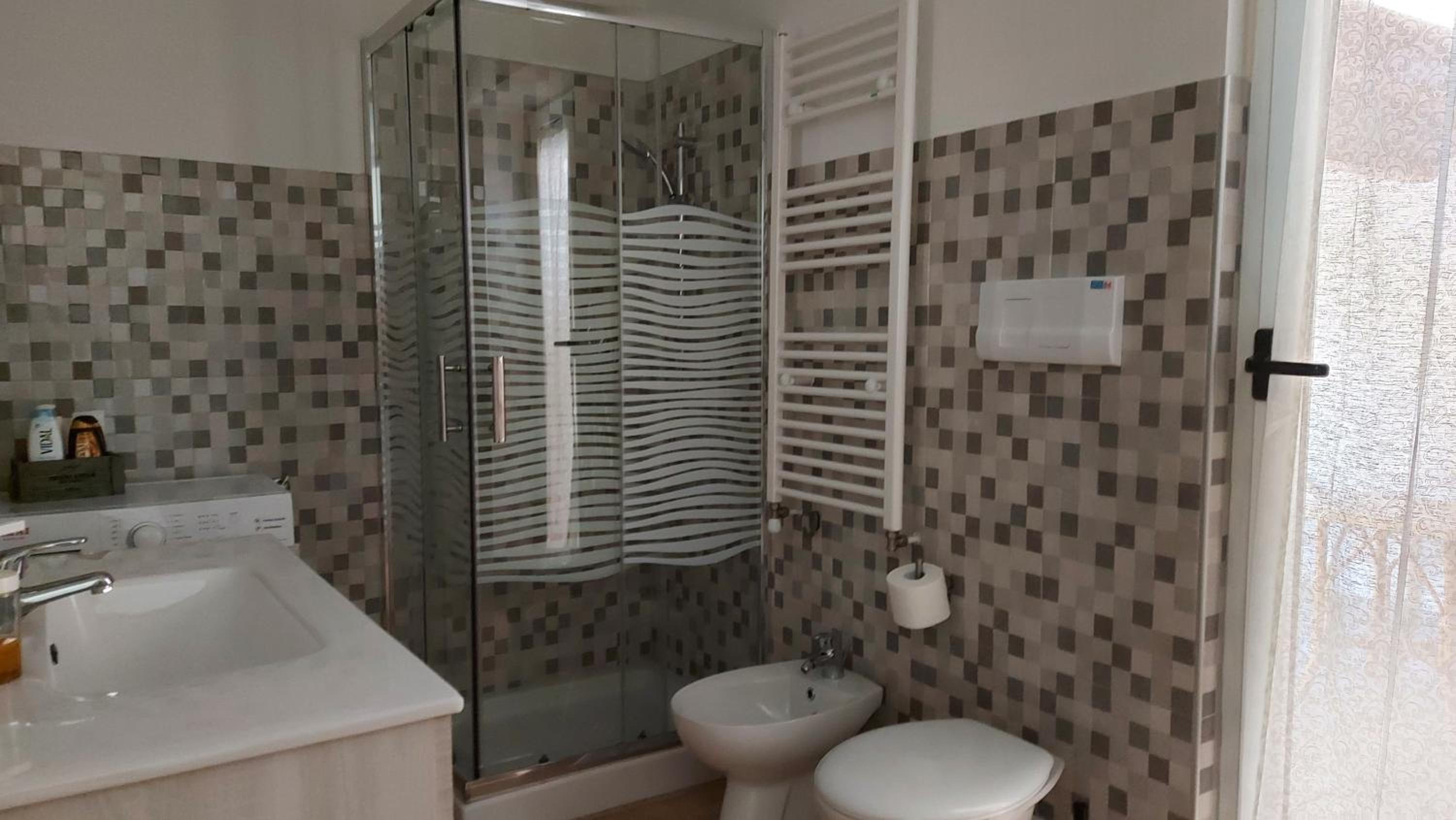 Deluxe Family Suite photo 3