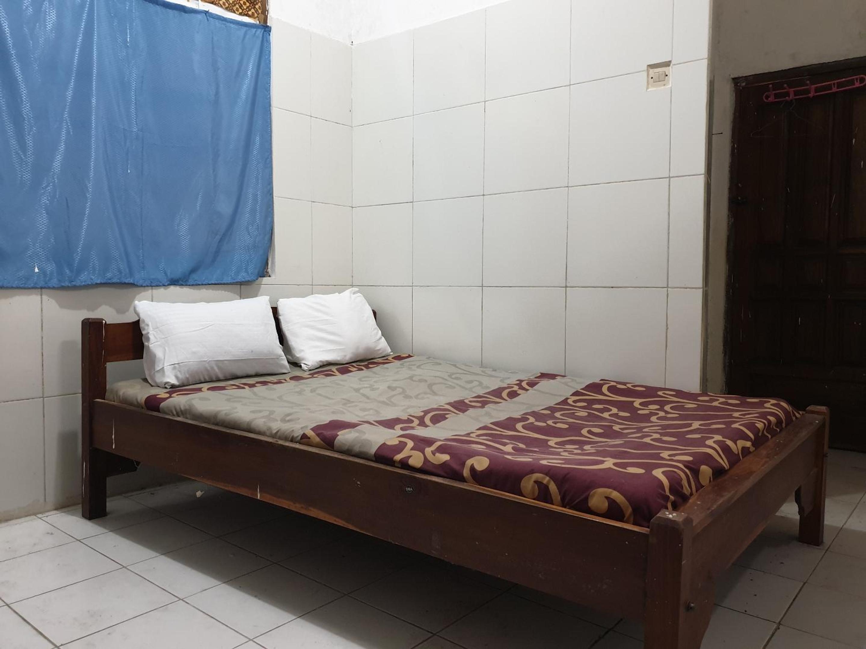 Budget Double Room photo 1