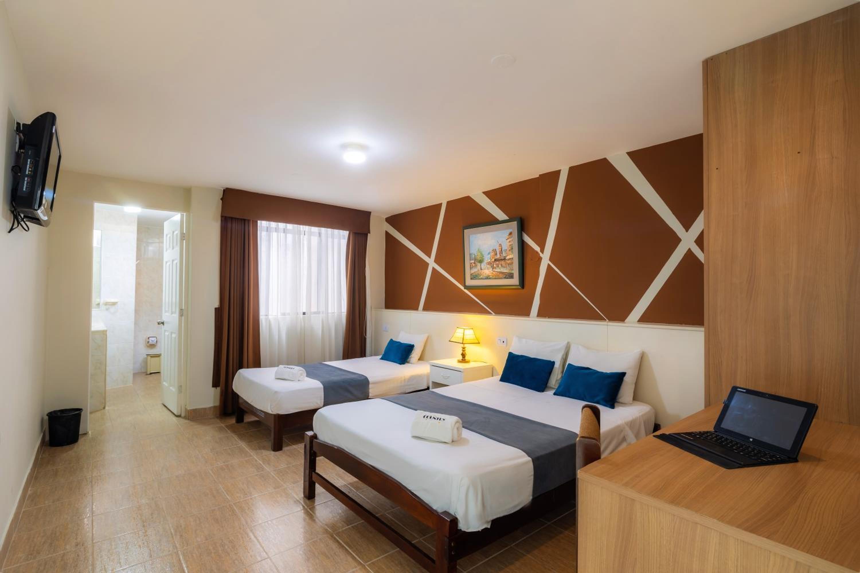 Standard Twin Room
