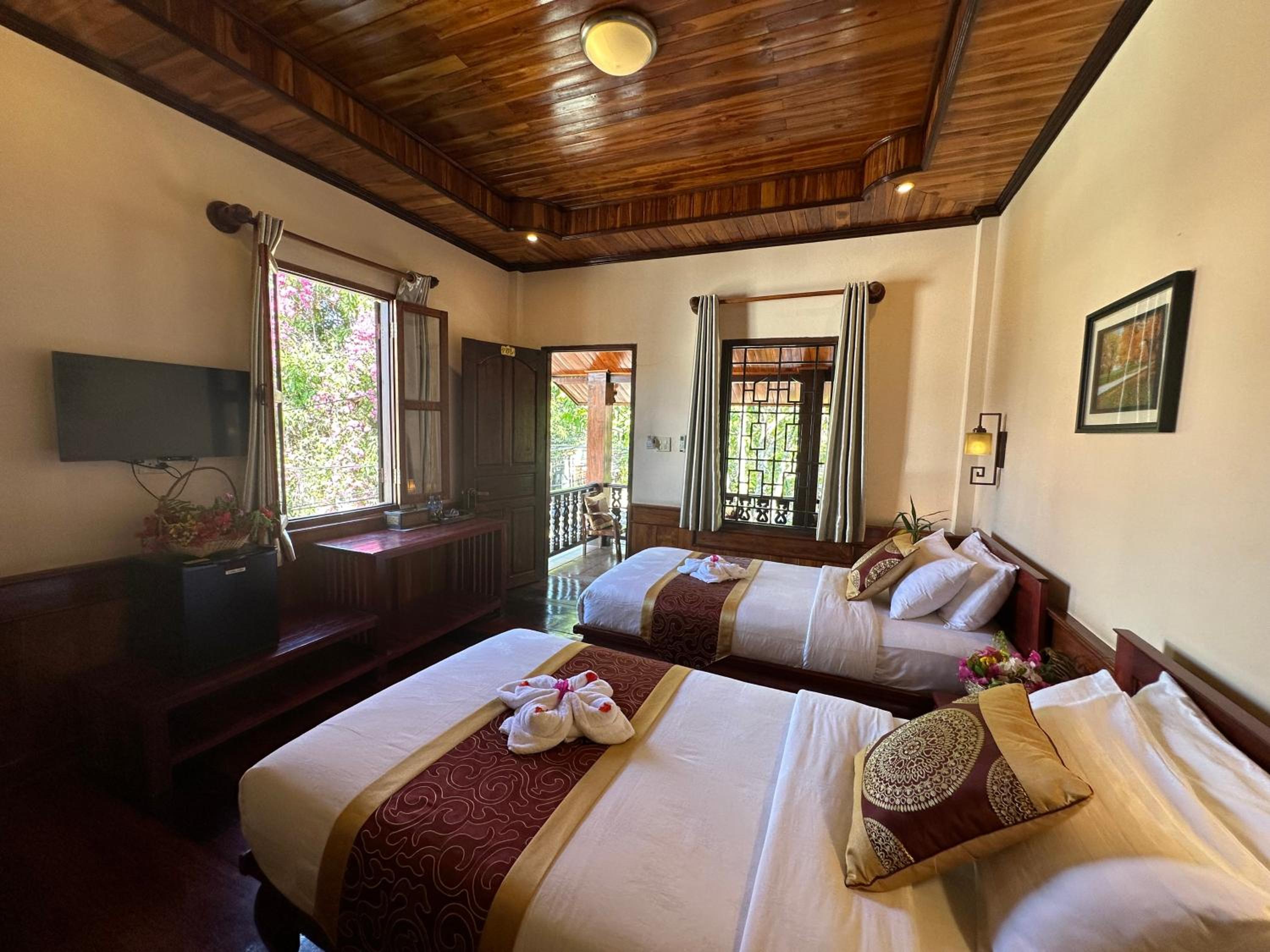 Deluxe Twin Room - Photo 33
