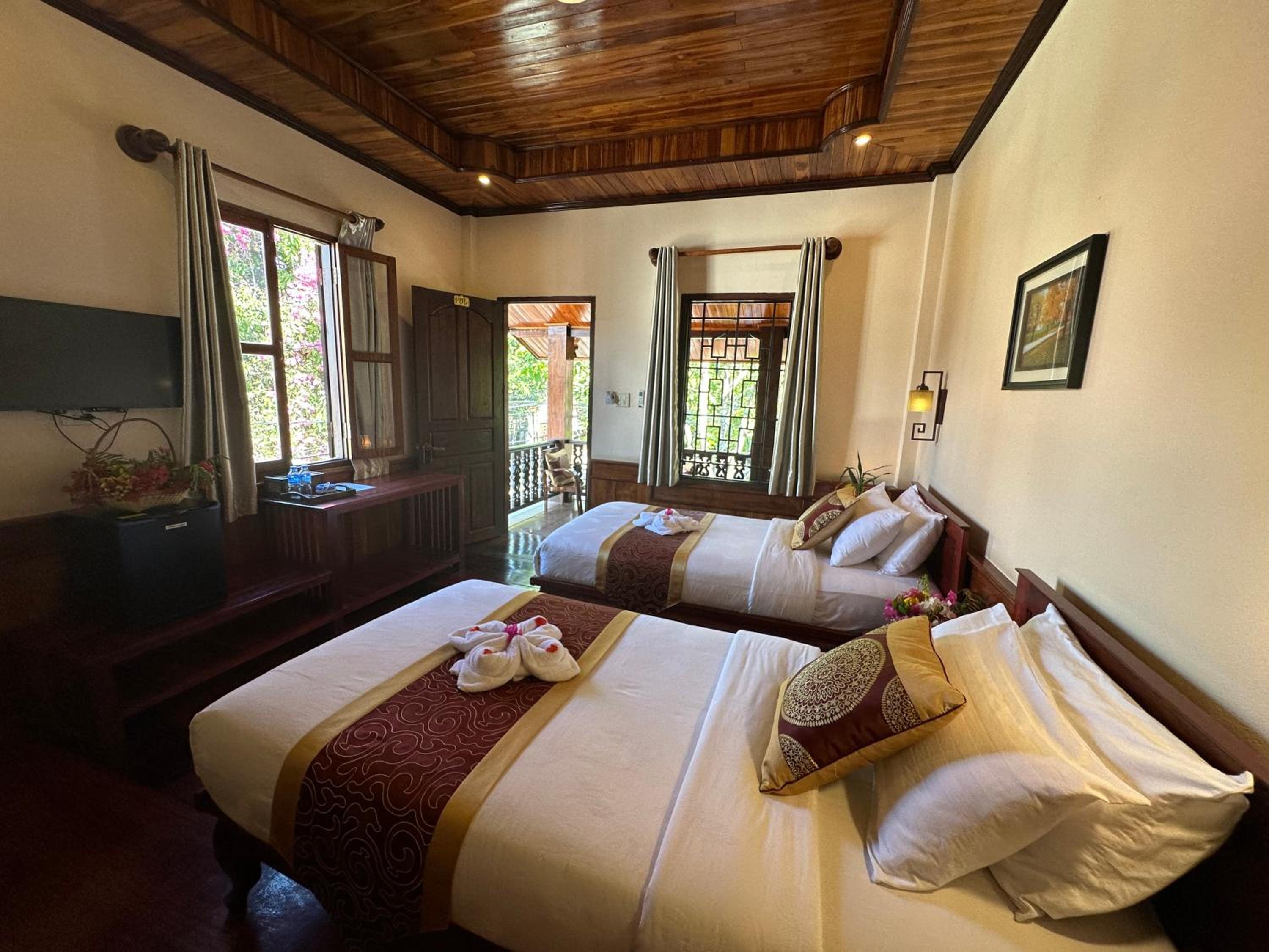 Deluxe Twin Room - Photo 32