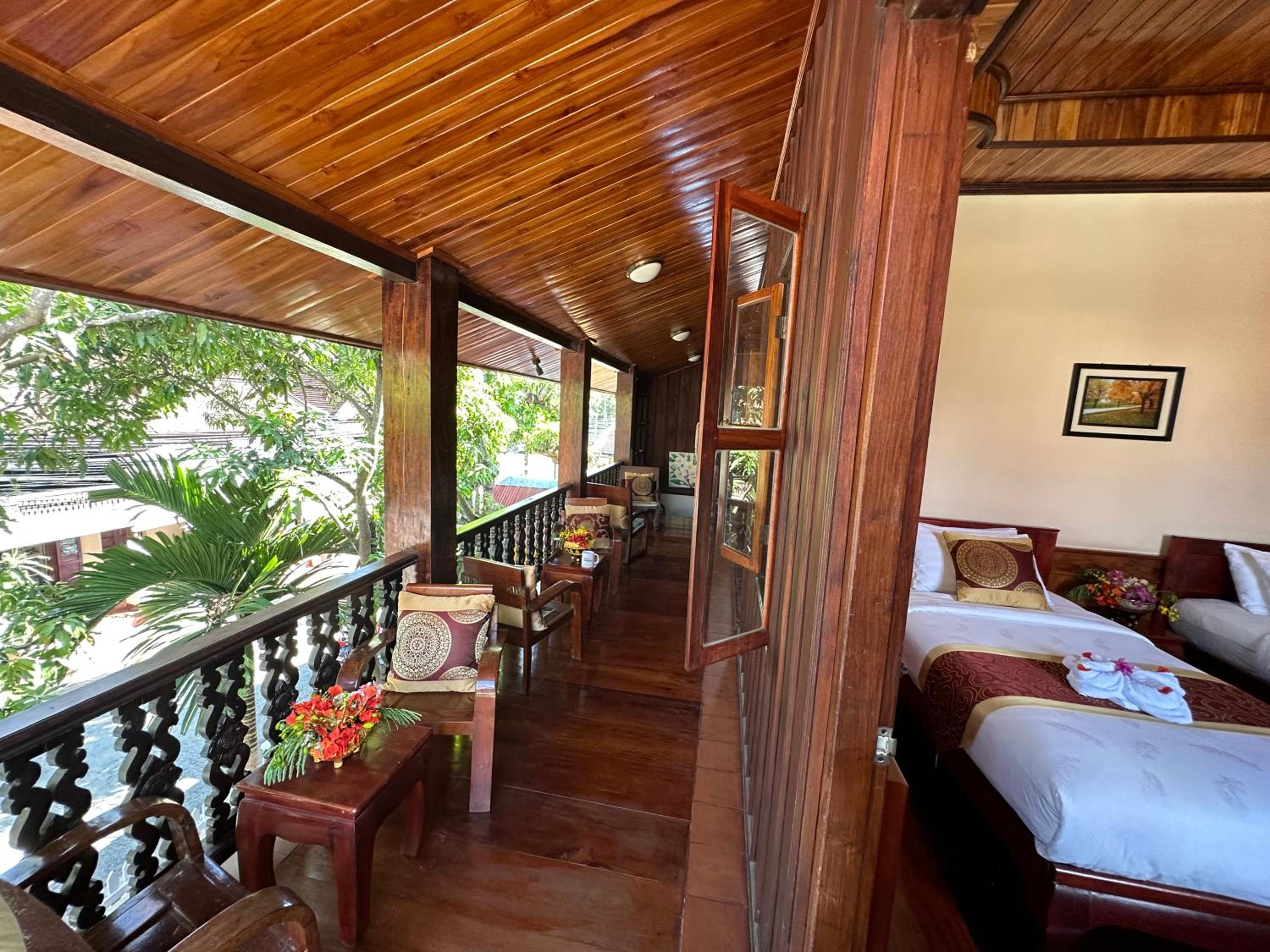 Deluxe Twin Room - Photo 16