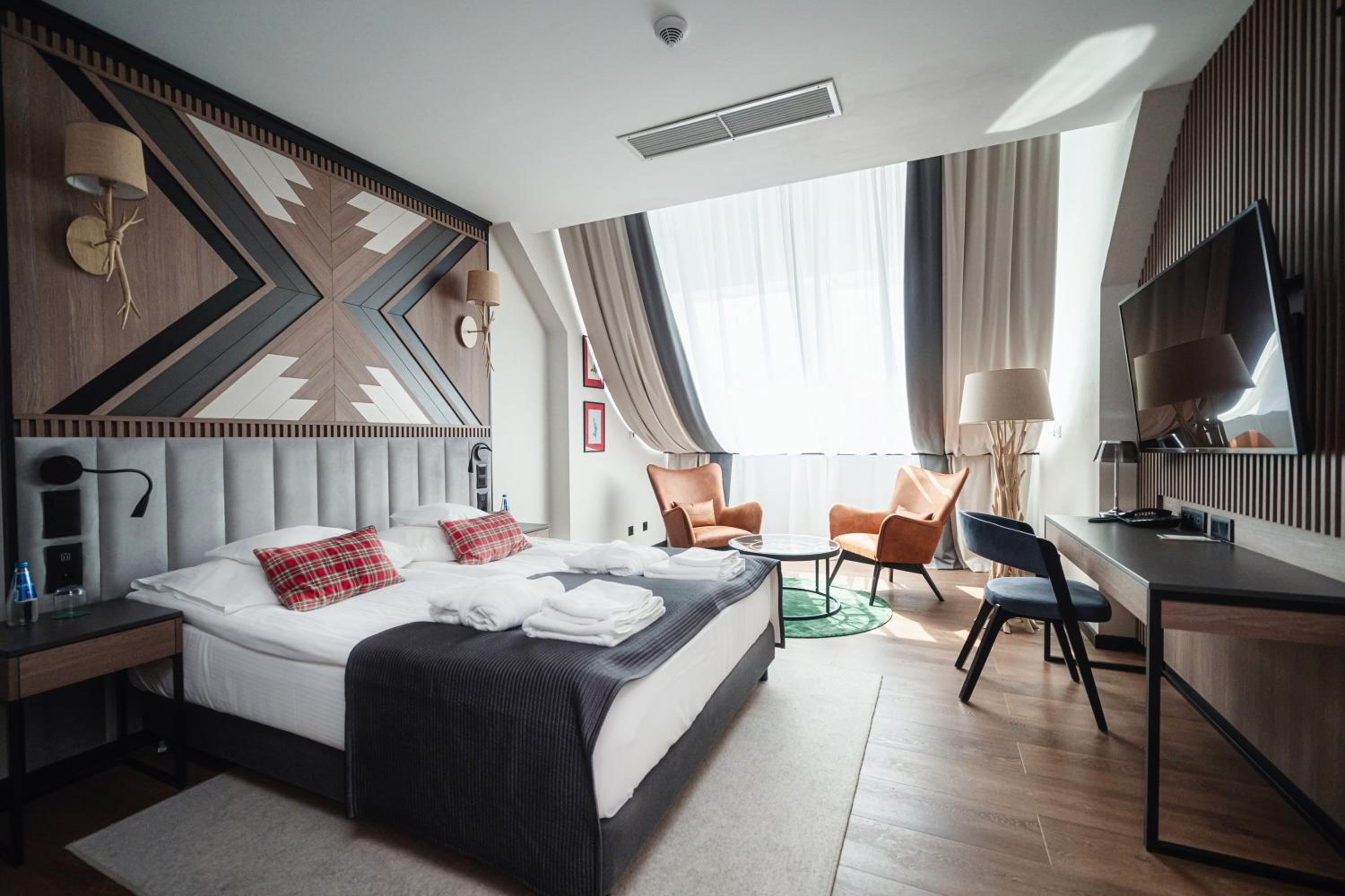 Comfort Double Room with Mountain View - Photo 6
