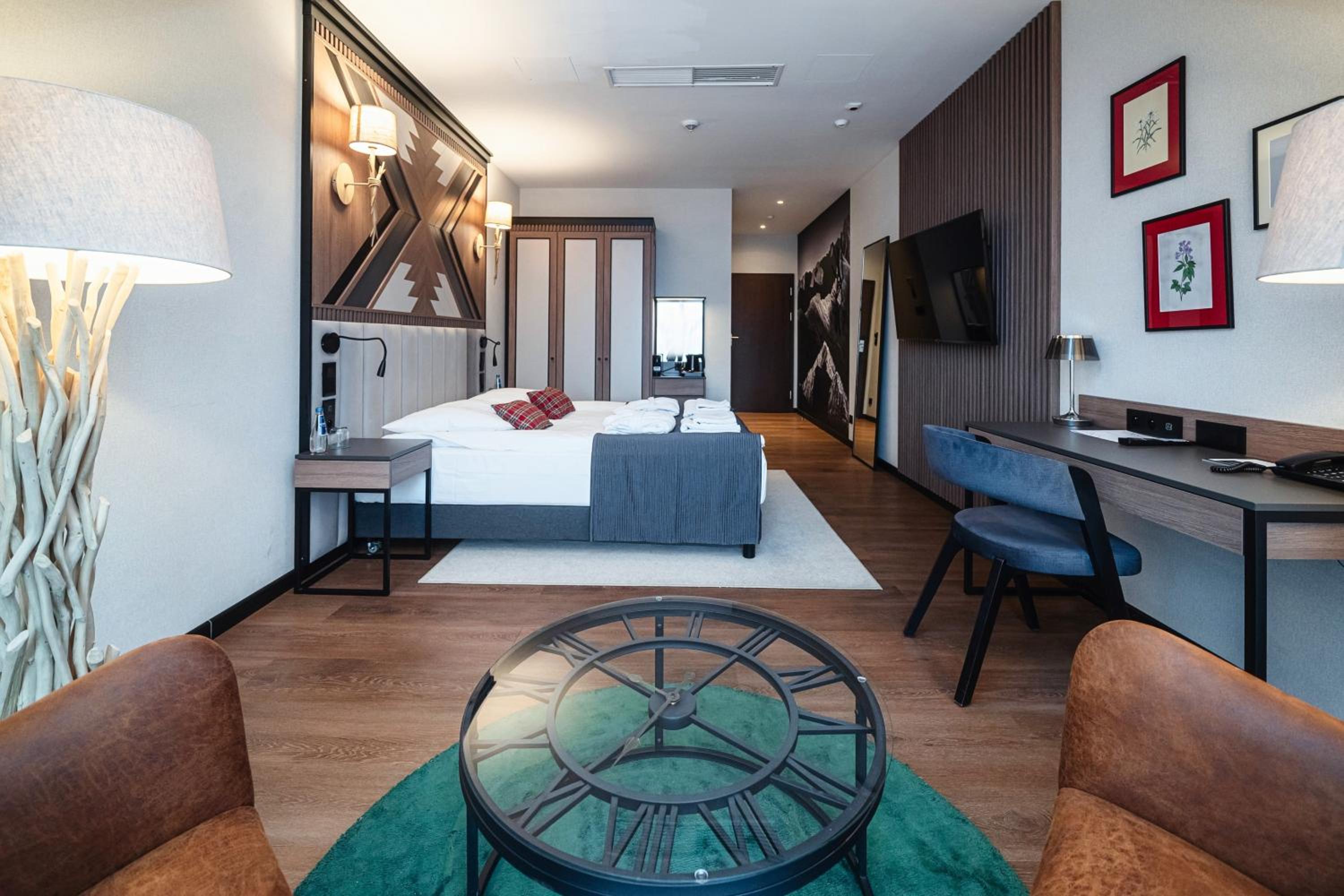 Comfort Double Room with Mountain View - Photo 9
