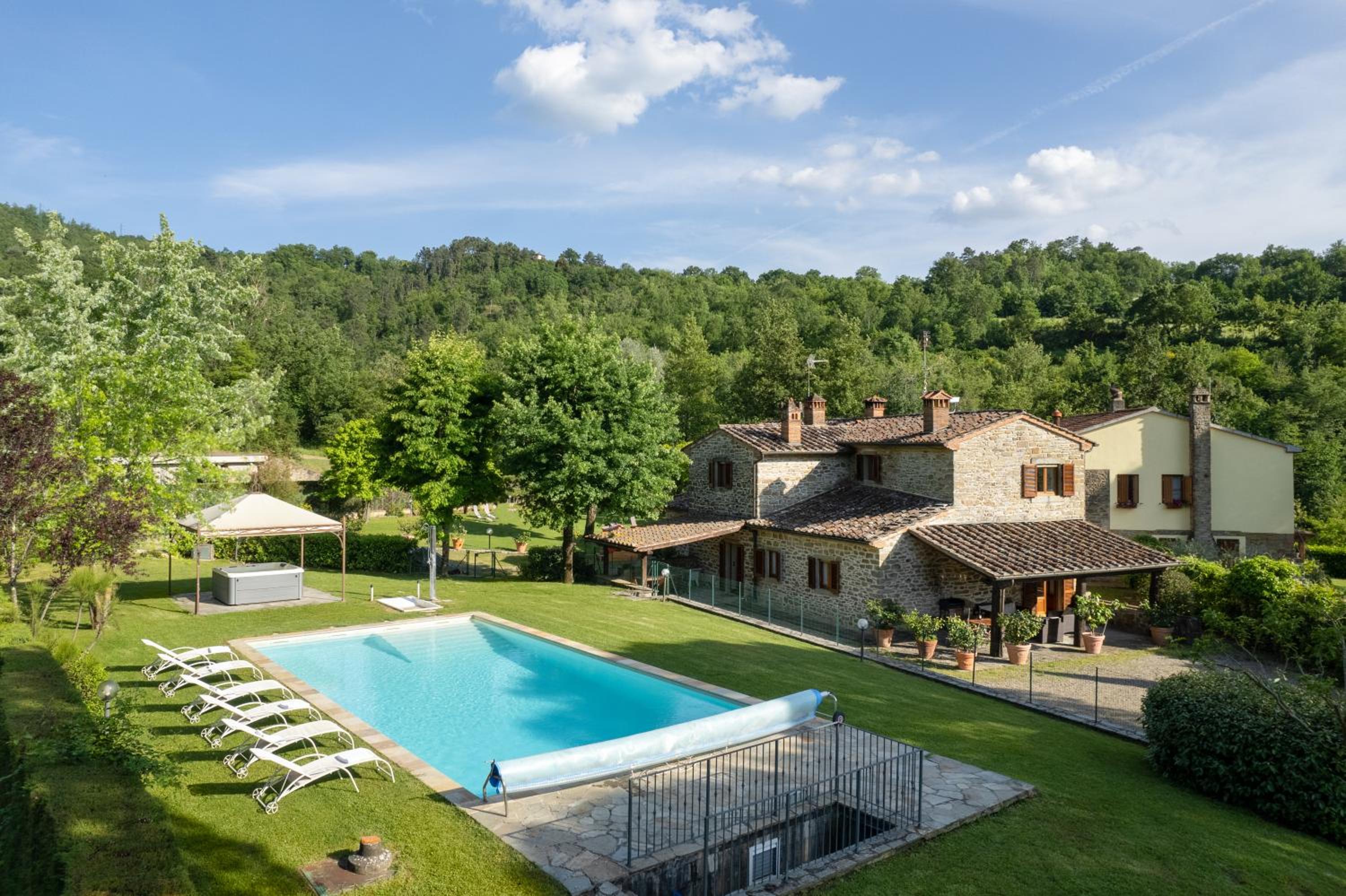 Villa with Private Pool photo 3