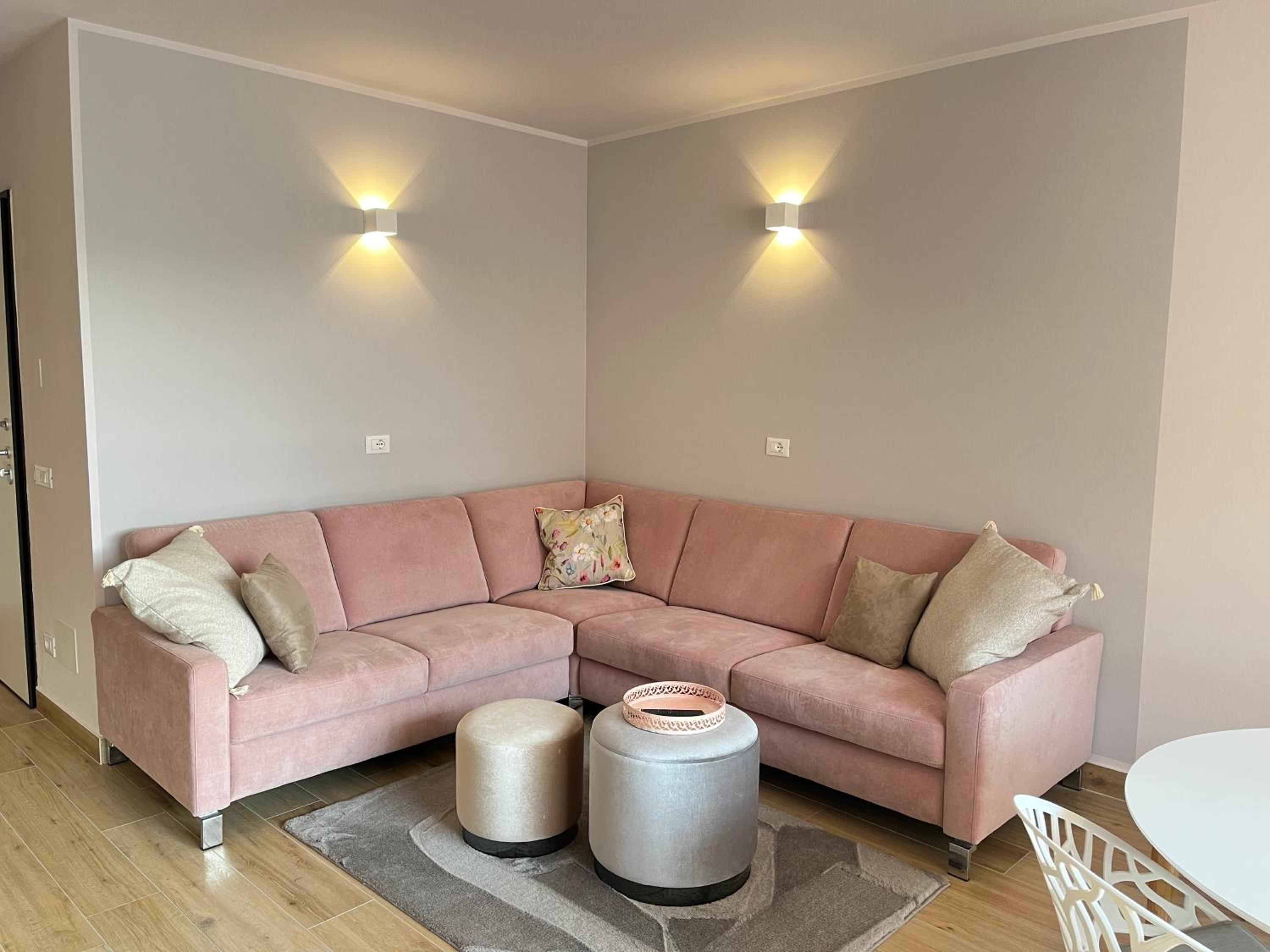 Three-Bedroom Apartment photo 1