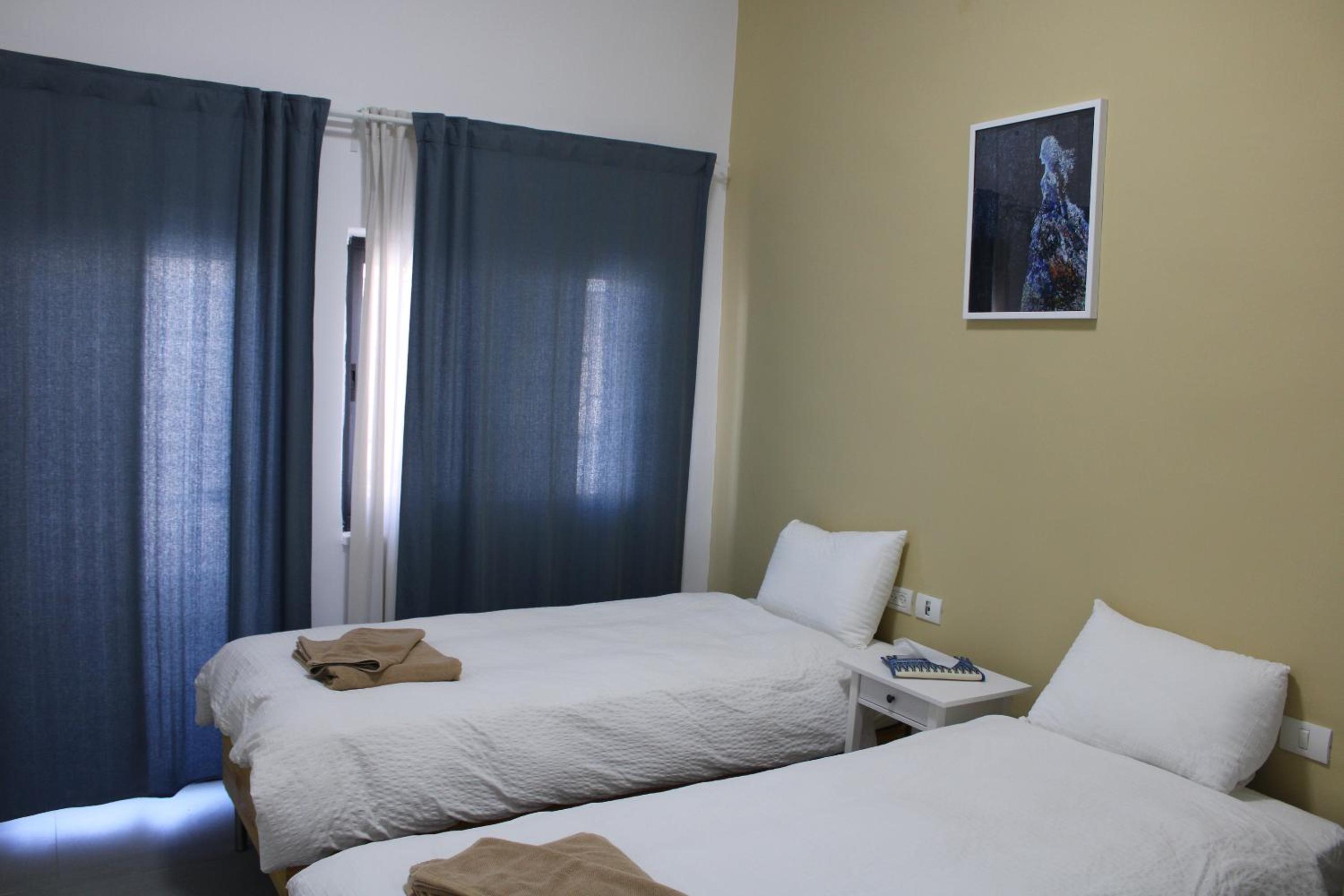 Standard Twin Room photo 3