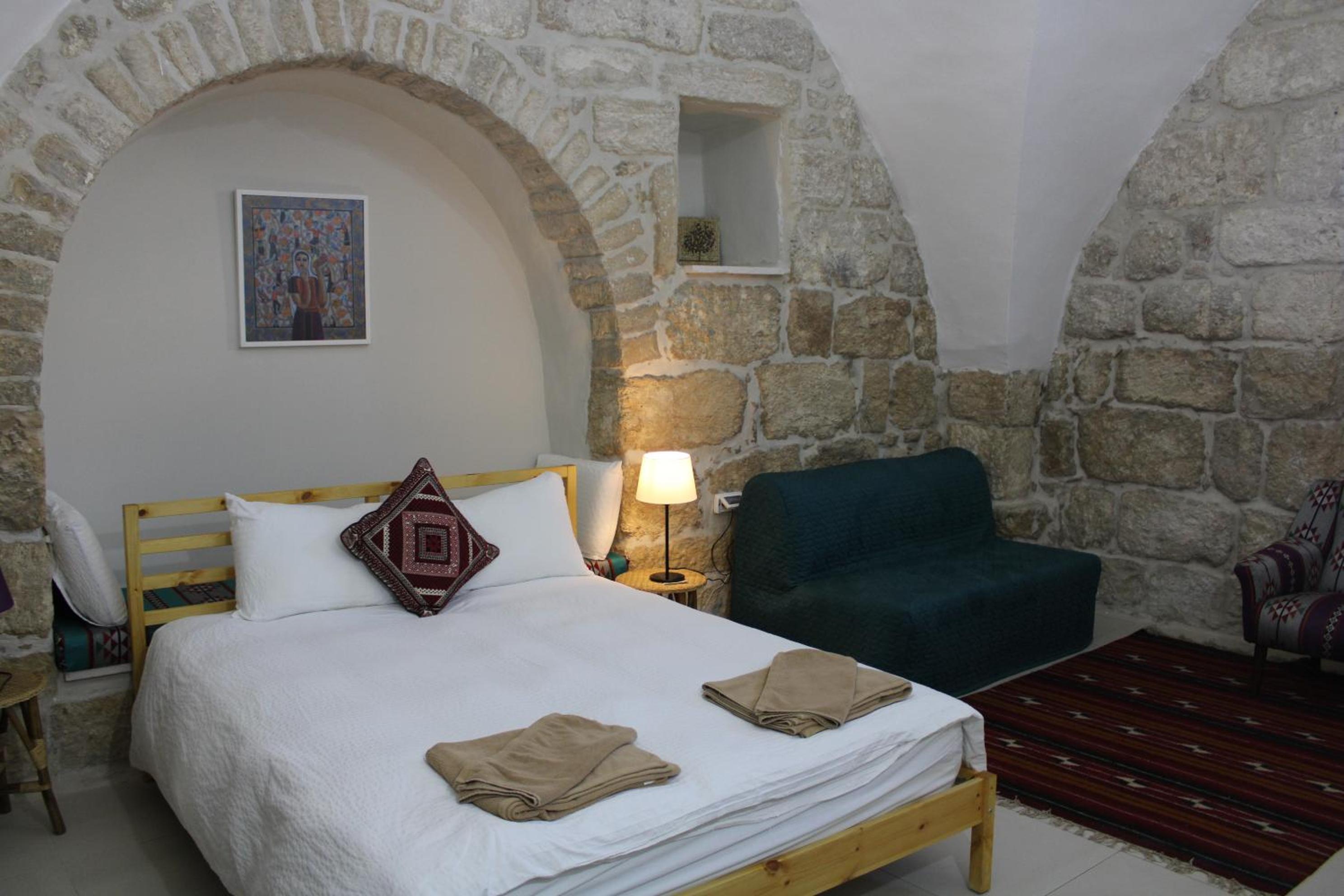 Double Room with Private Bathroom photo 1