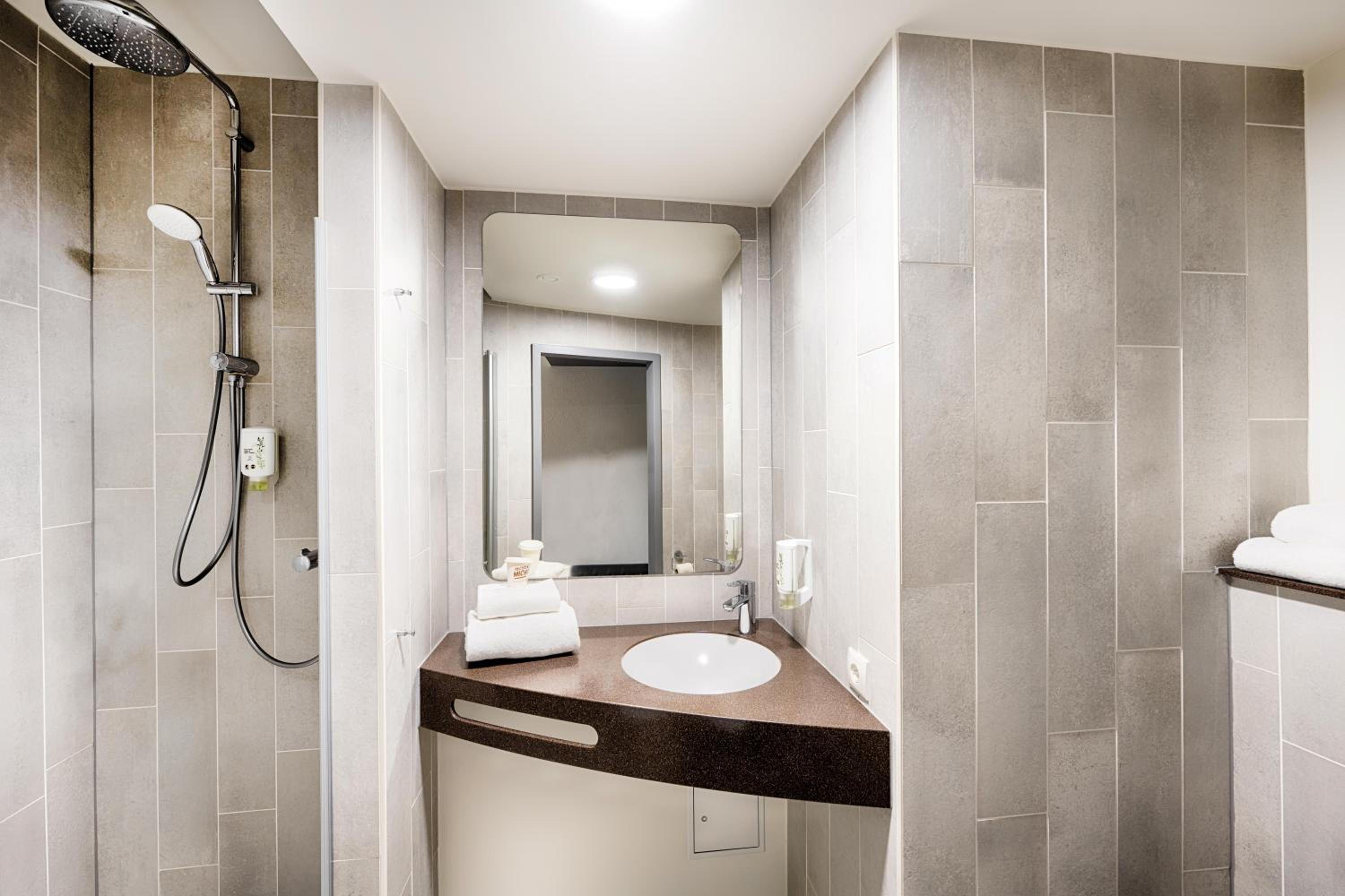 Double Room - Photo 2