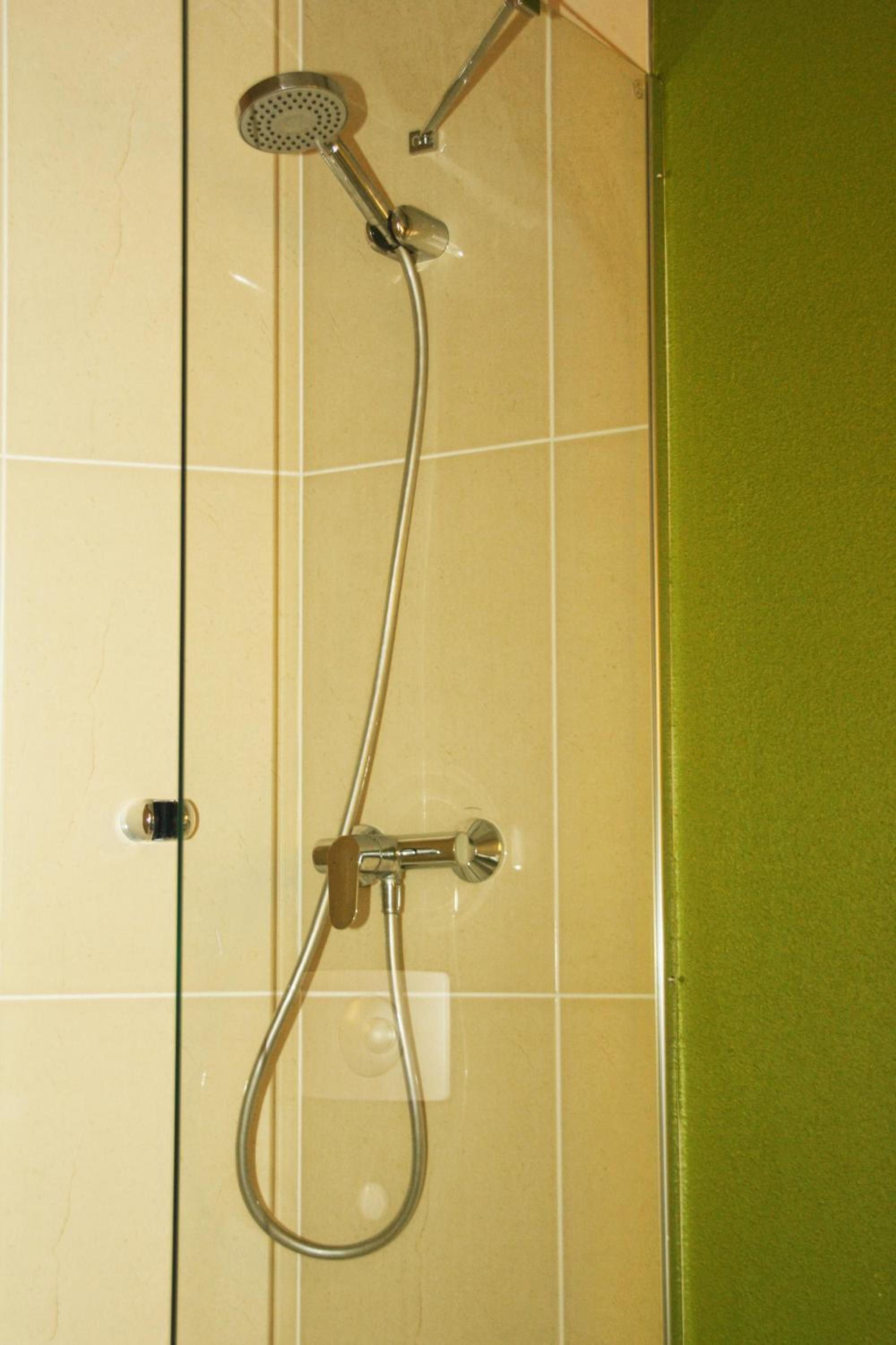 Double Room - Photo 6