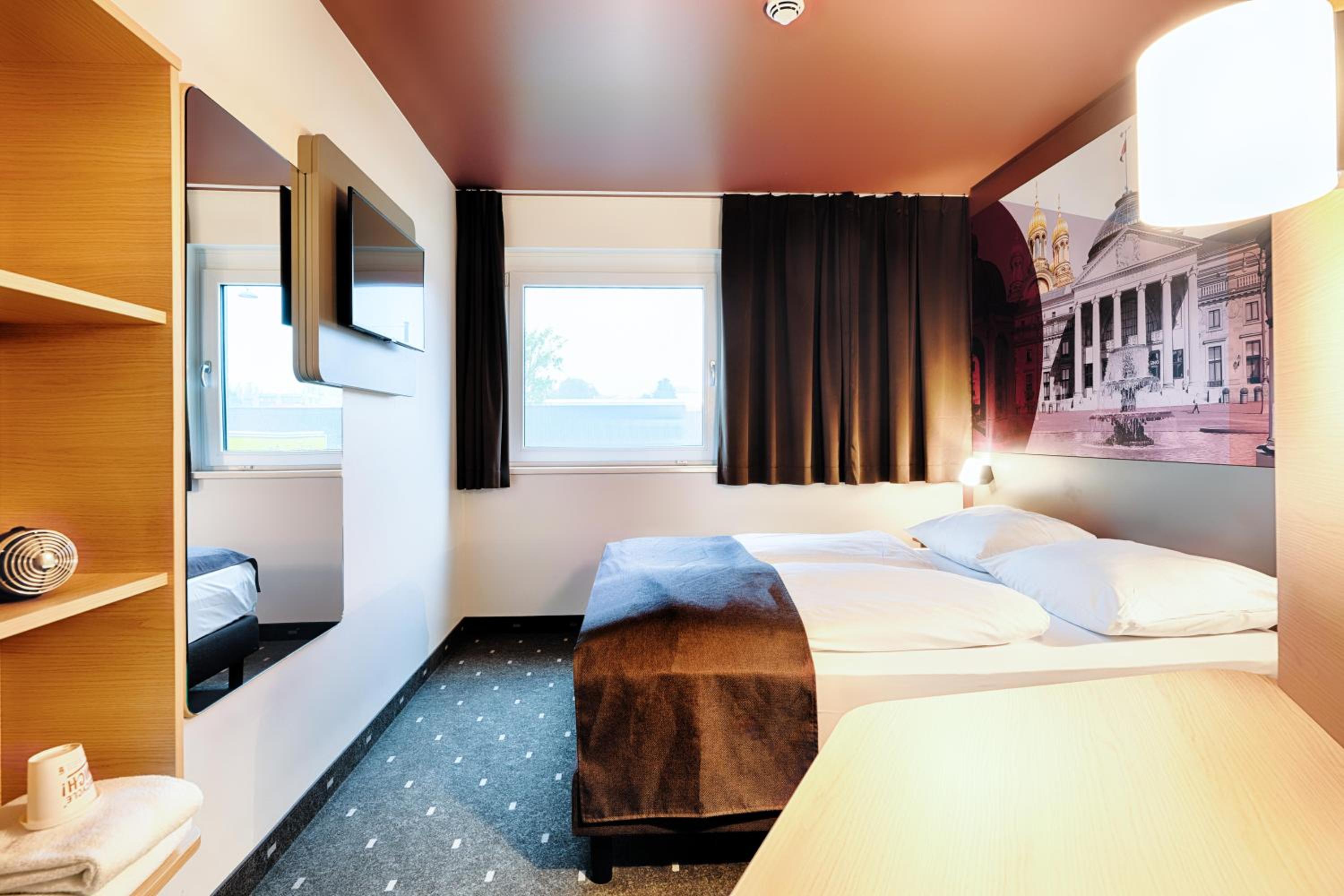 Double Room - Photo 2