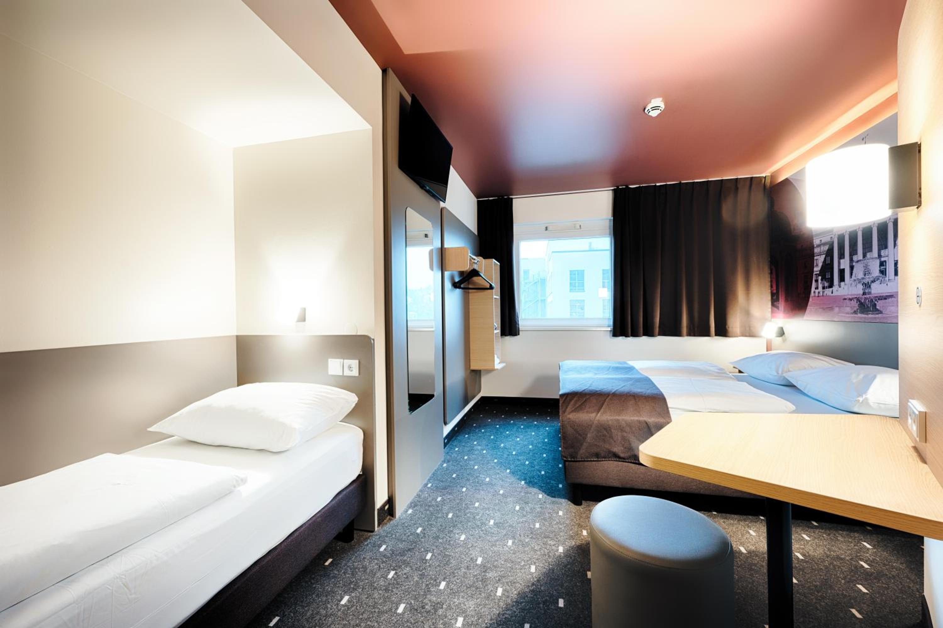 Triple Room - Photo 6