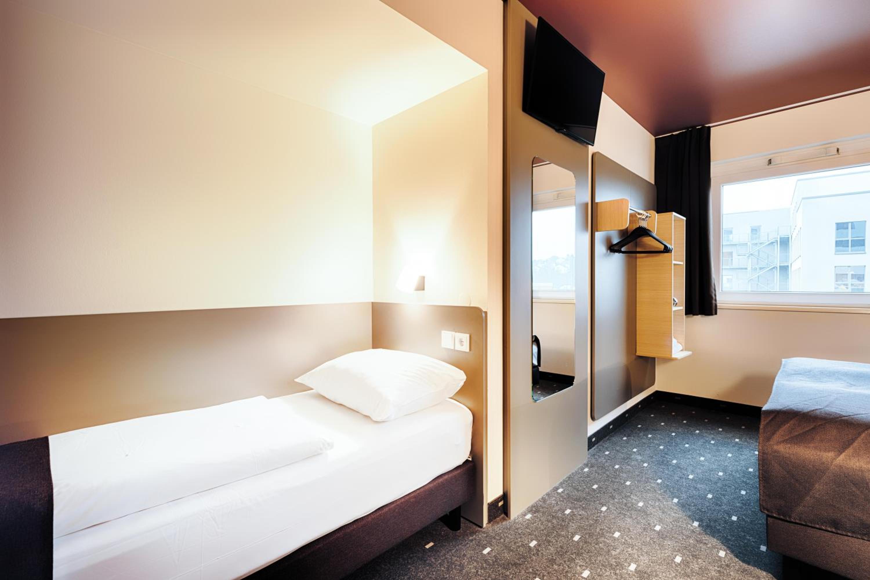 Triple Room - Photo 7